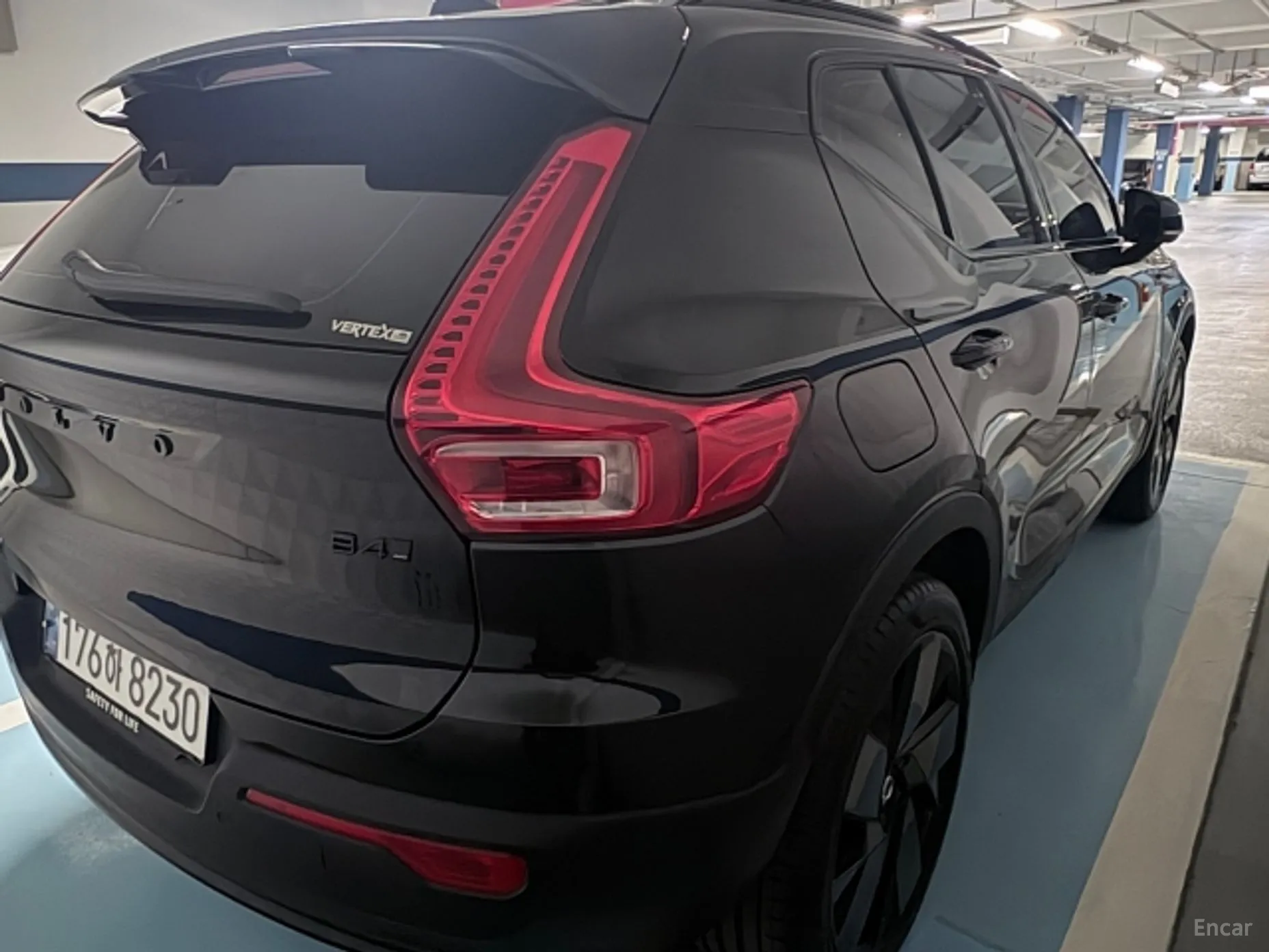 Volvo XC40 превью 3