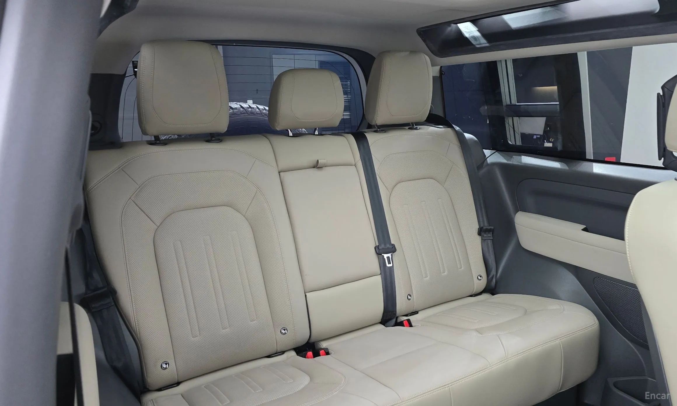 Land Rover Defender (L663) превью 11