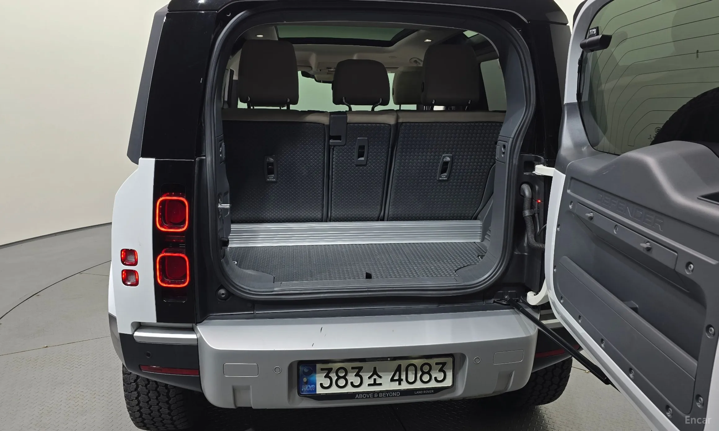 Land Rover Defender (L663) превью 18