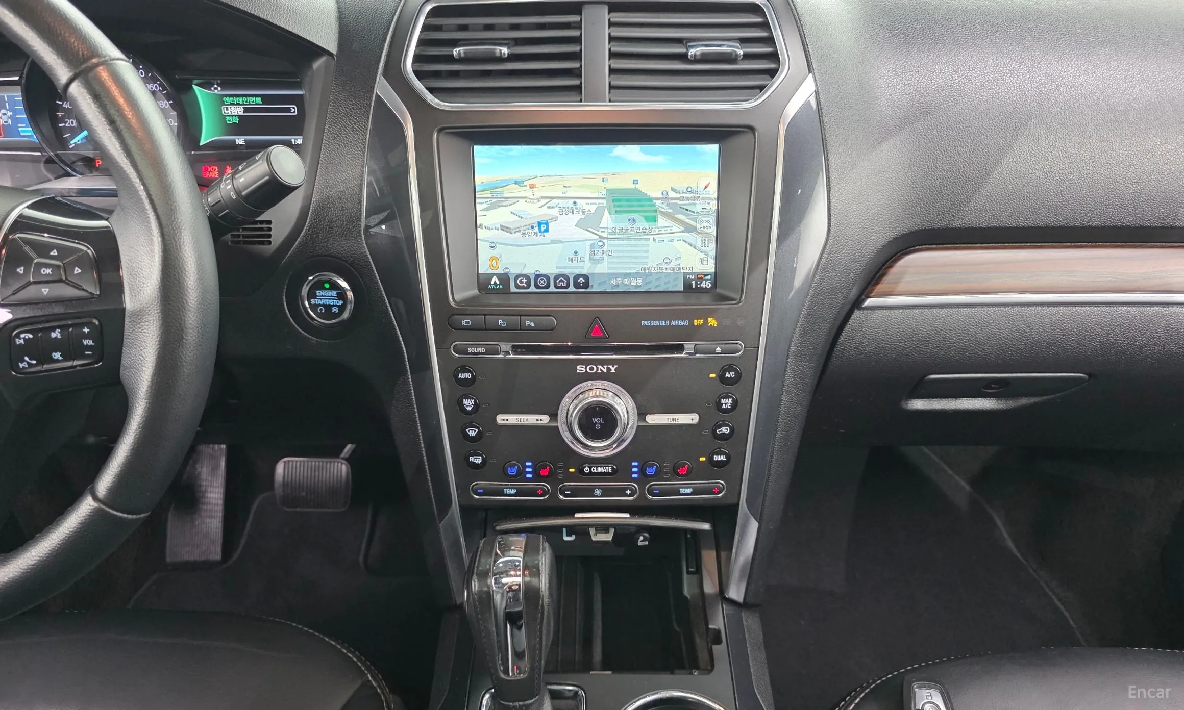 Ford Explorer превью 14