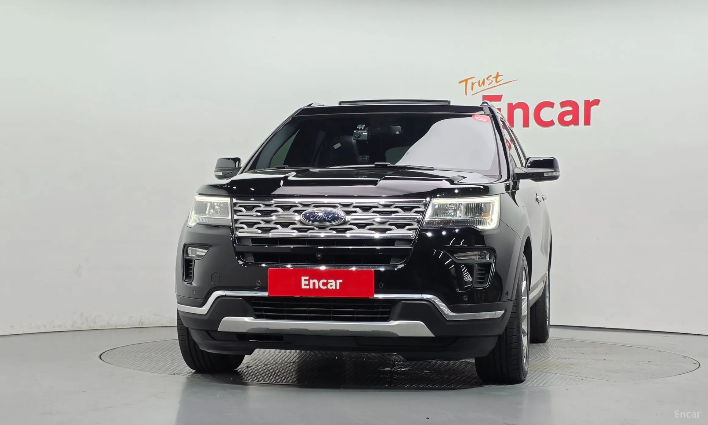 Ford Explorer превью 3