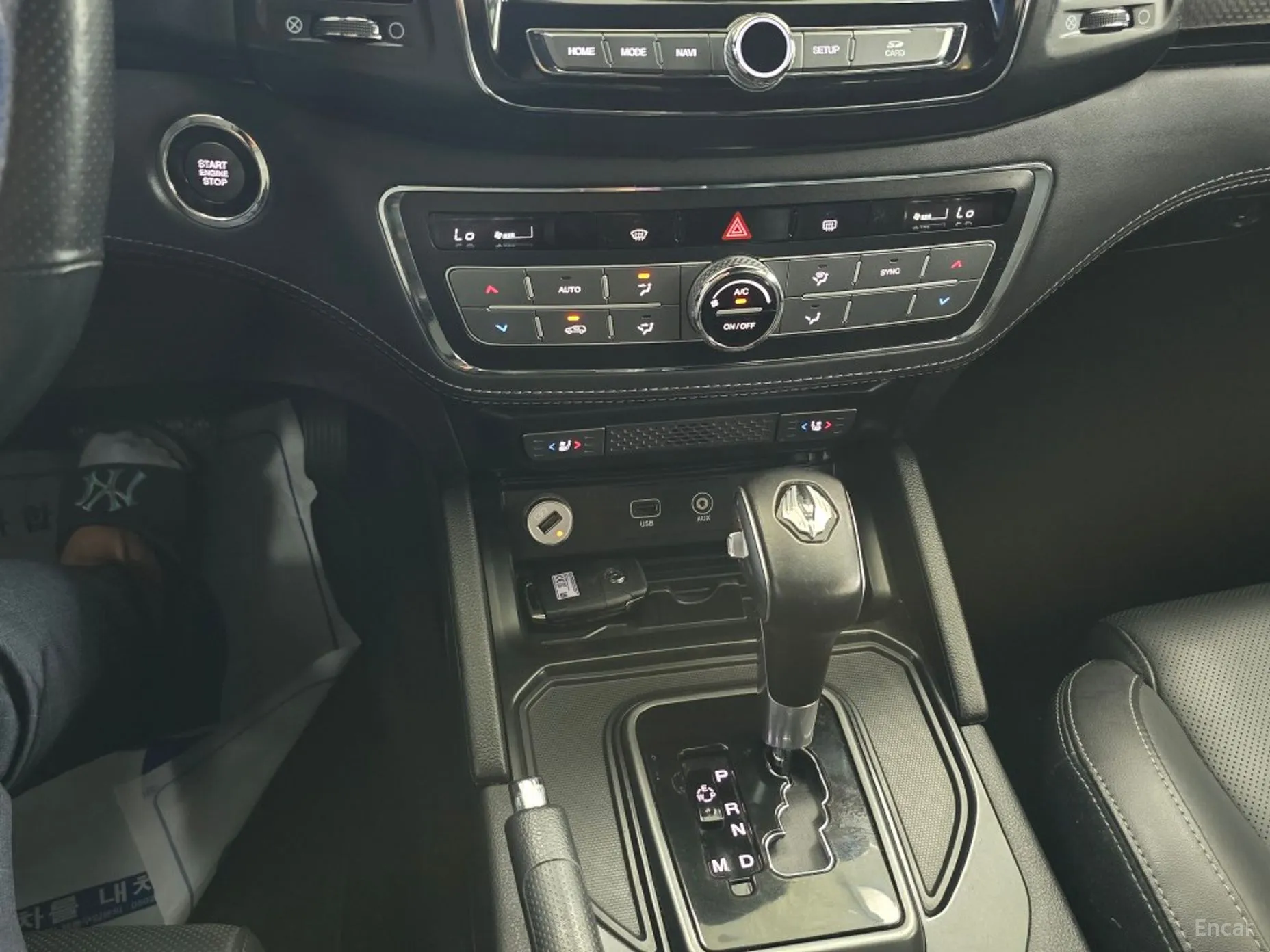 KG Mobility (SsangYong) Rexton Sports превью 17