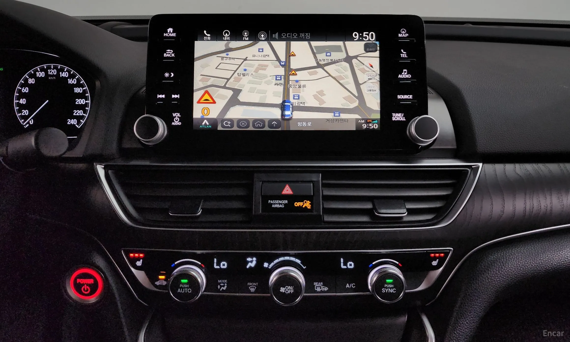 Honda Accord 10th Generation превью 14