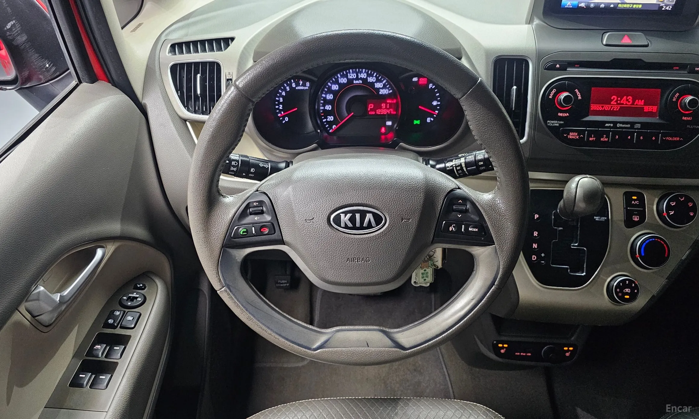Kia Ray превью 13