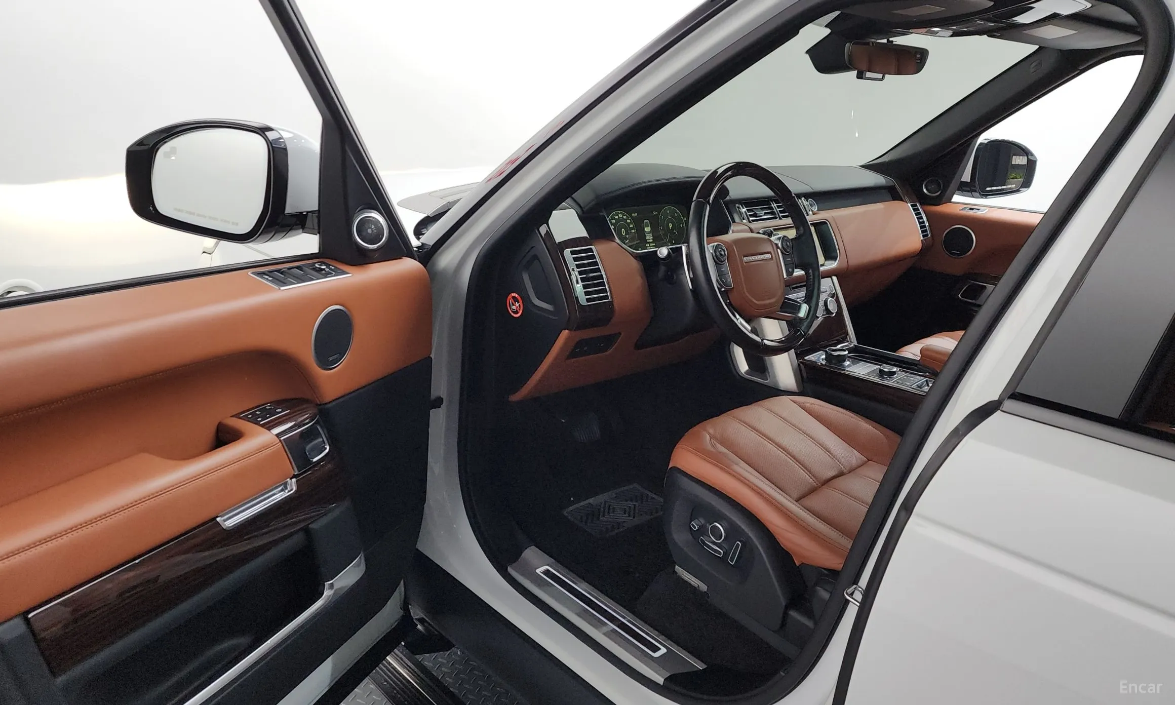 Land Rover Range Rover 4th Generation превью 10
