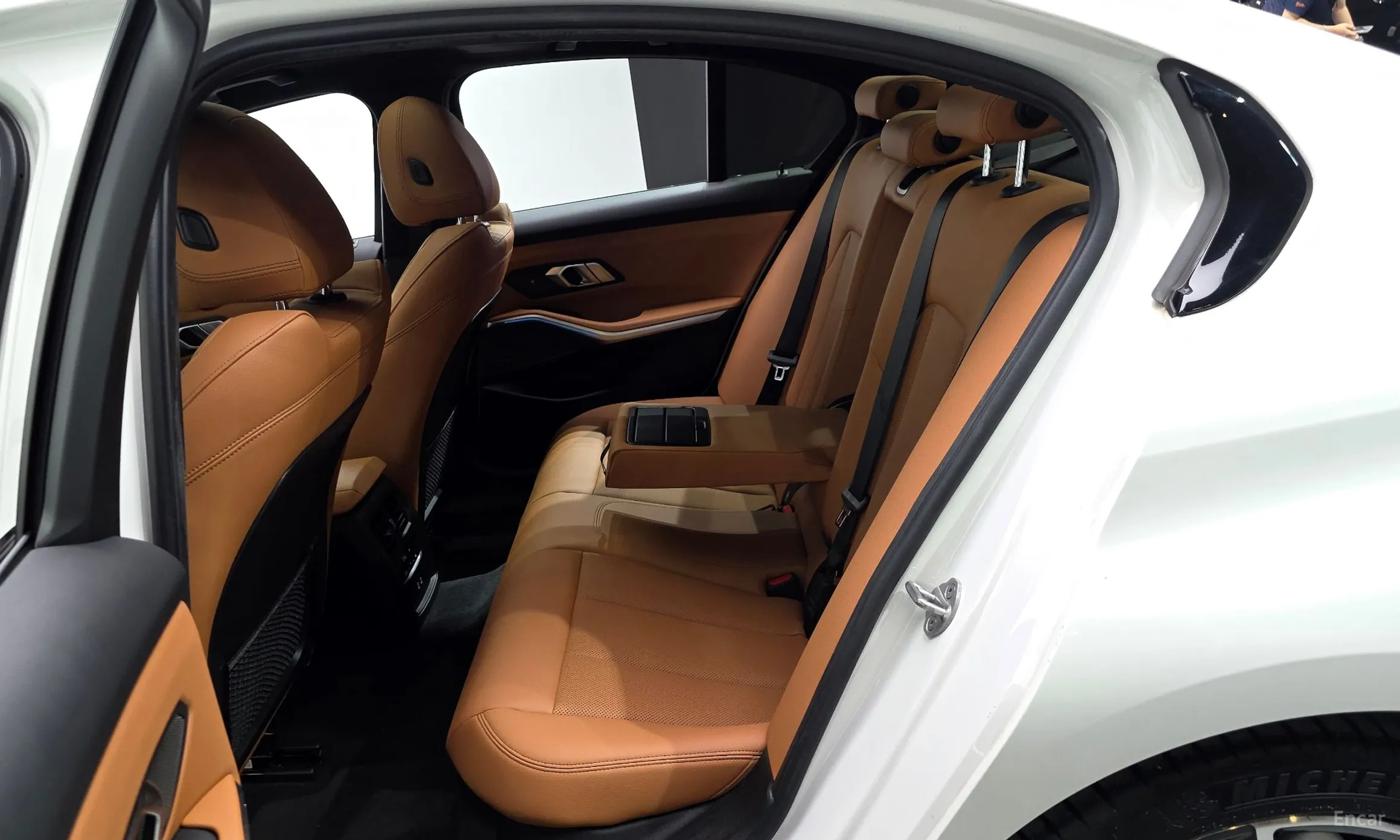 BMW 3 Series (G20) превью 12
