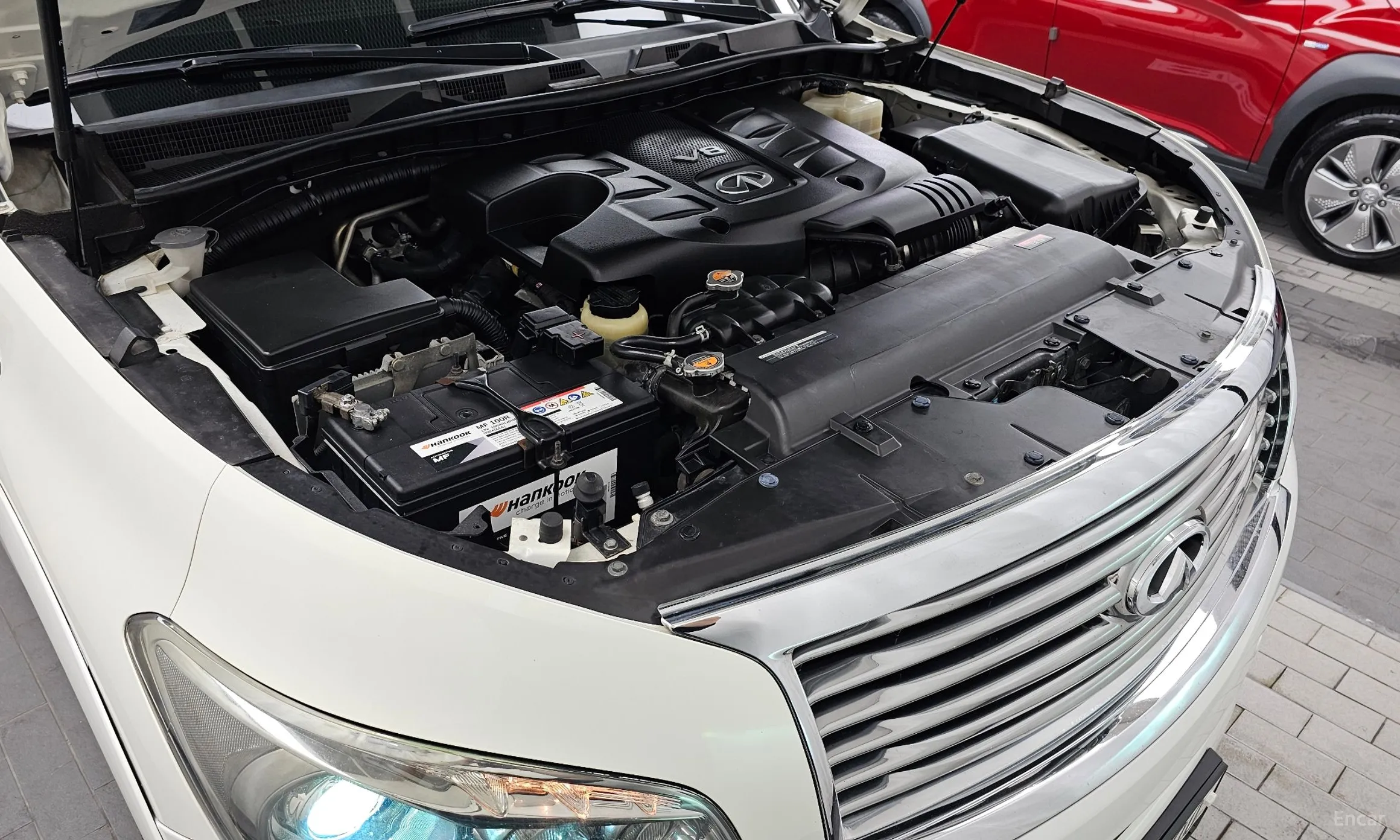 Infiniti QX80 превью 6