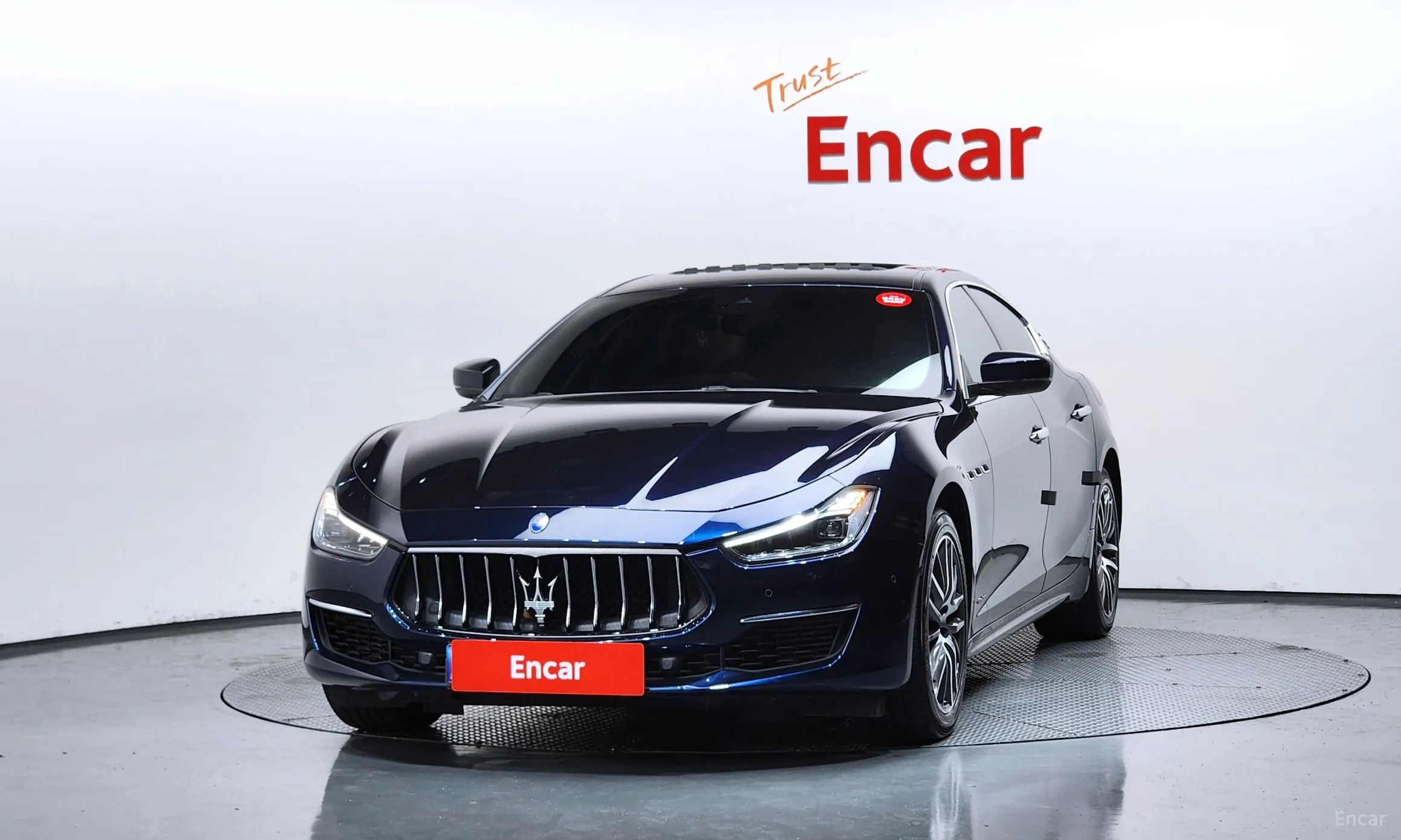Maserati Ghibli превью 3