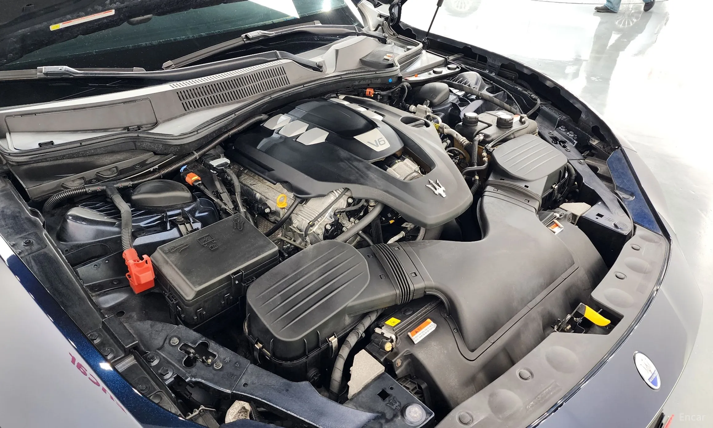 Maserati Ghibli превью 6