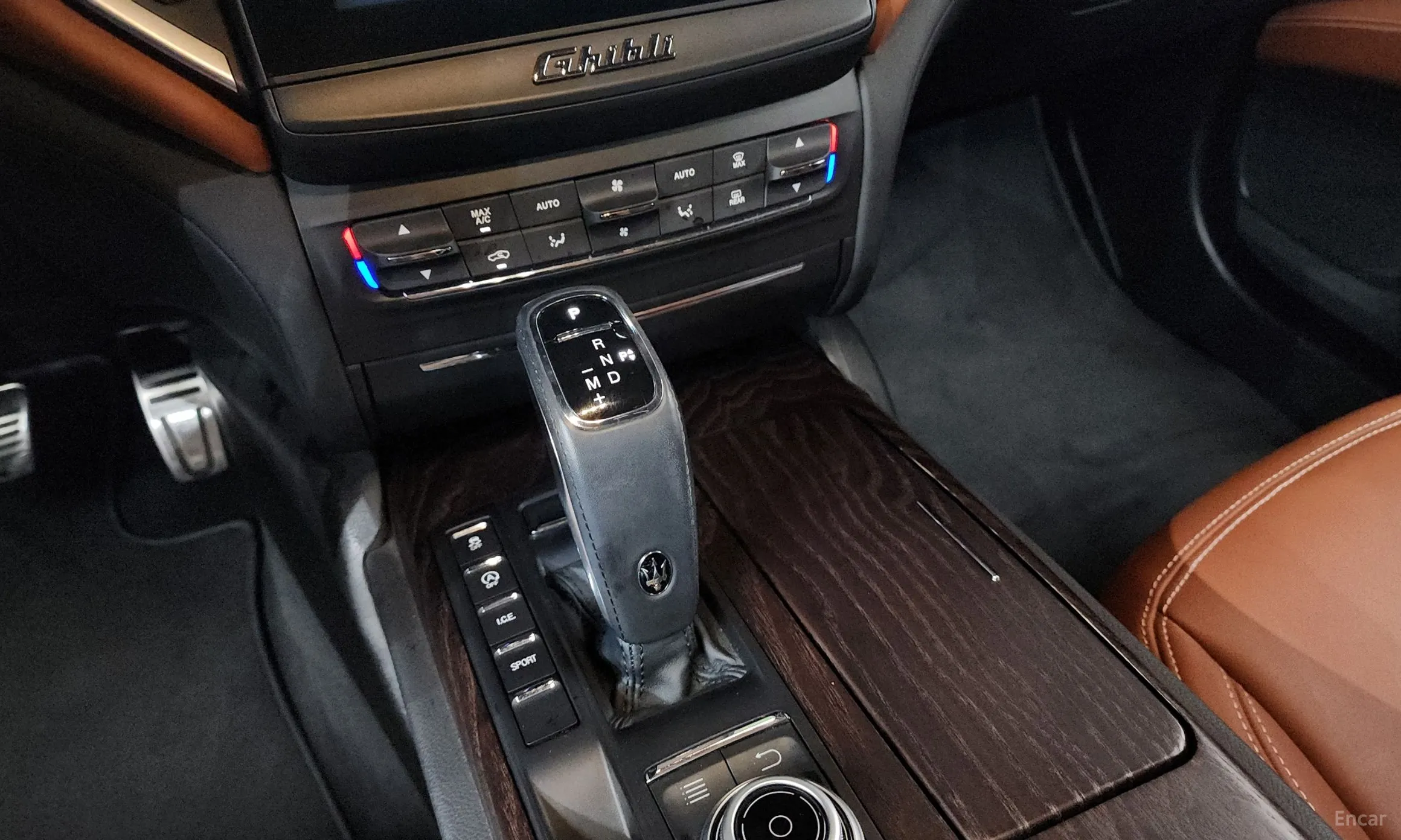 Maserati Ghibli превью 9