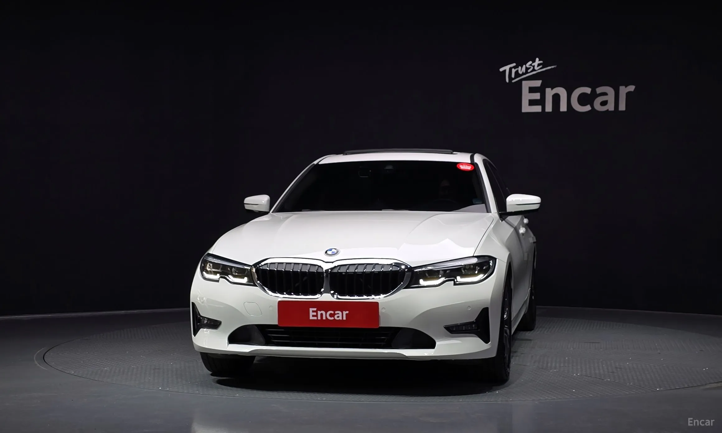BMW 3 Series (G20) превью 3