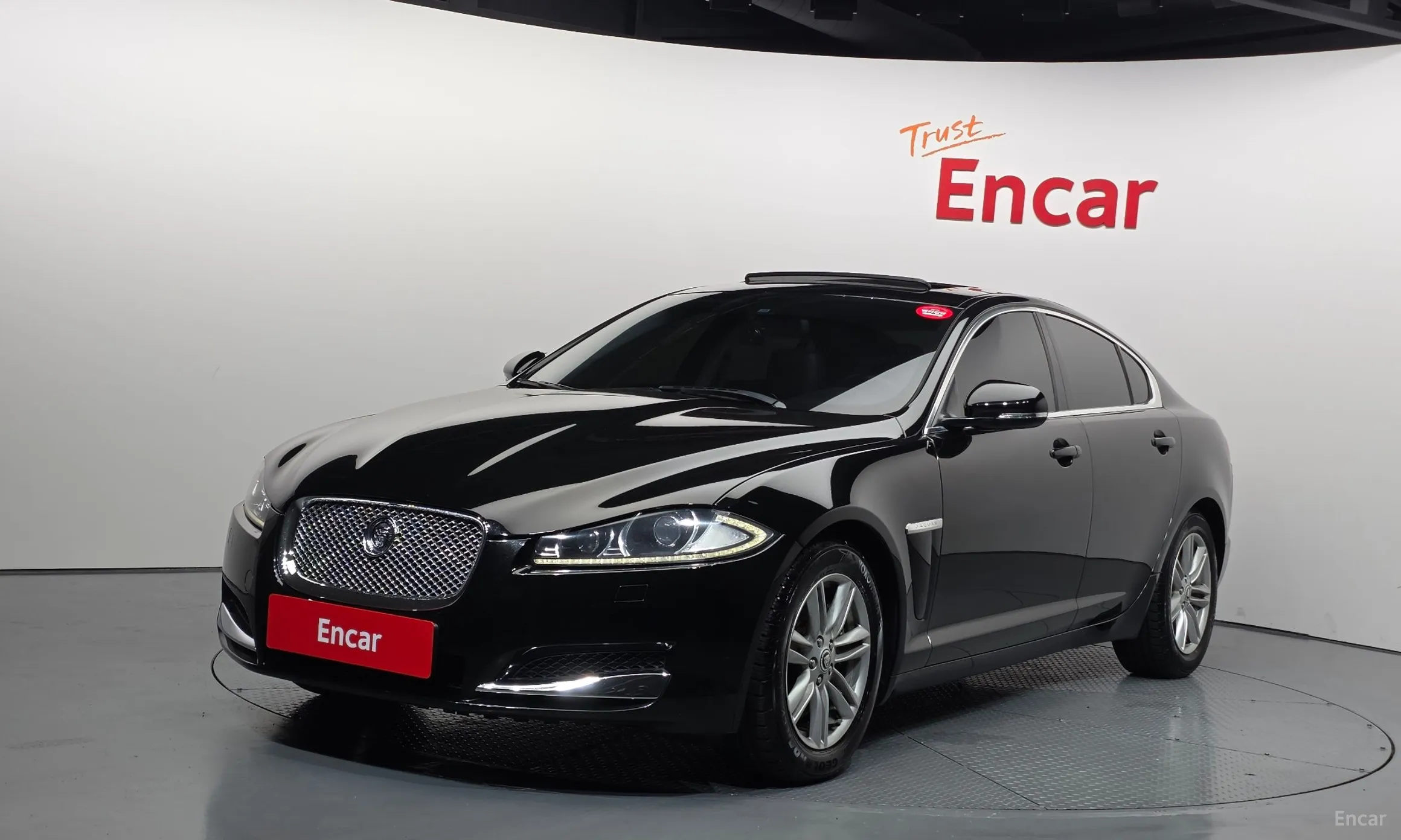 Jaguar New XF