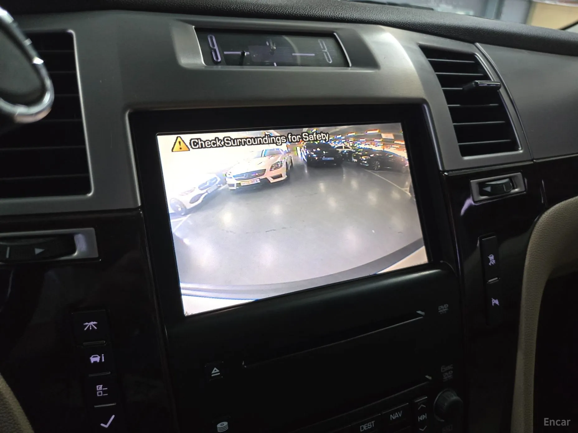 Cadillac Escalade превью 13