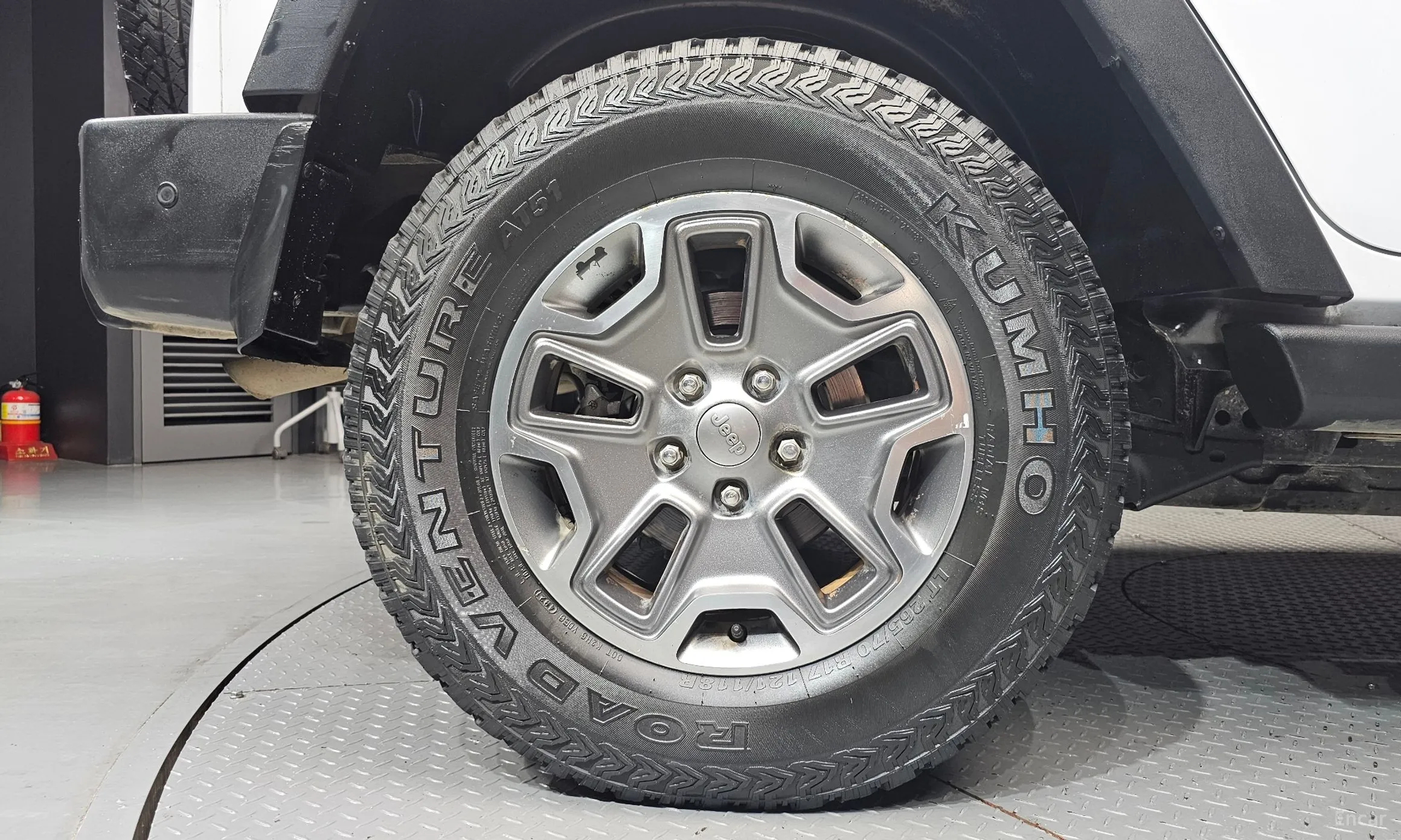 Jeep Wrangler (JK) превью 5
