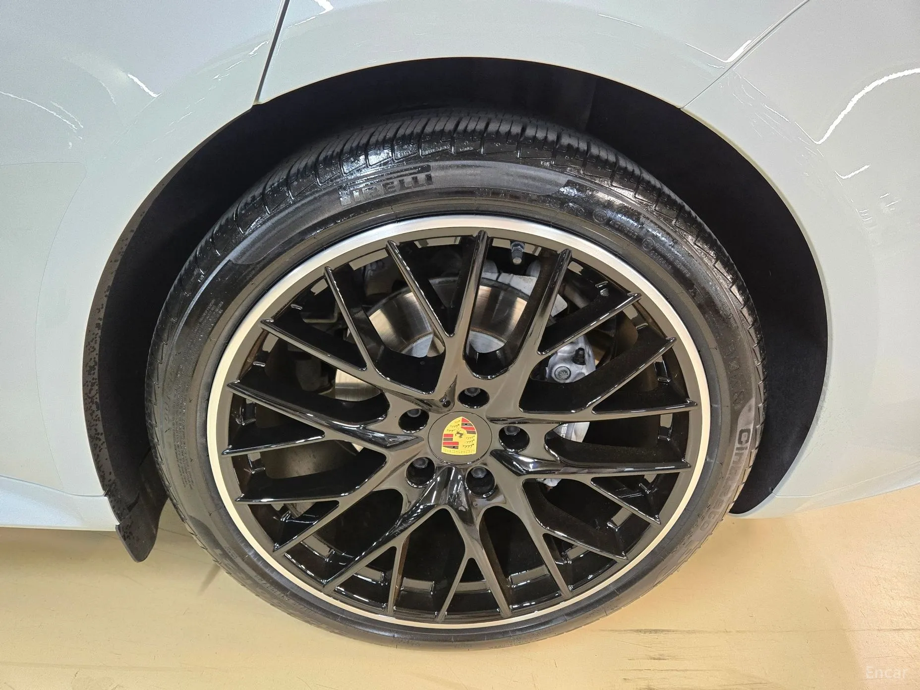 Porsche Panamera (971) превью 13