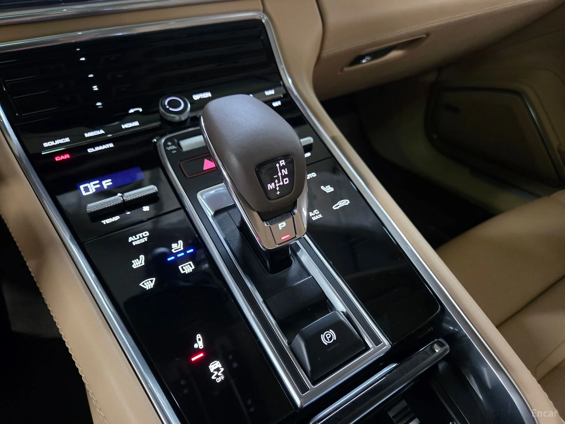 Porsche Panamera (971) превью 4