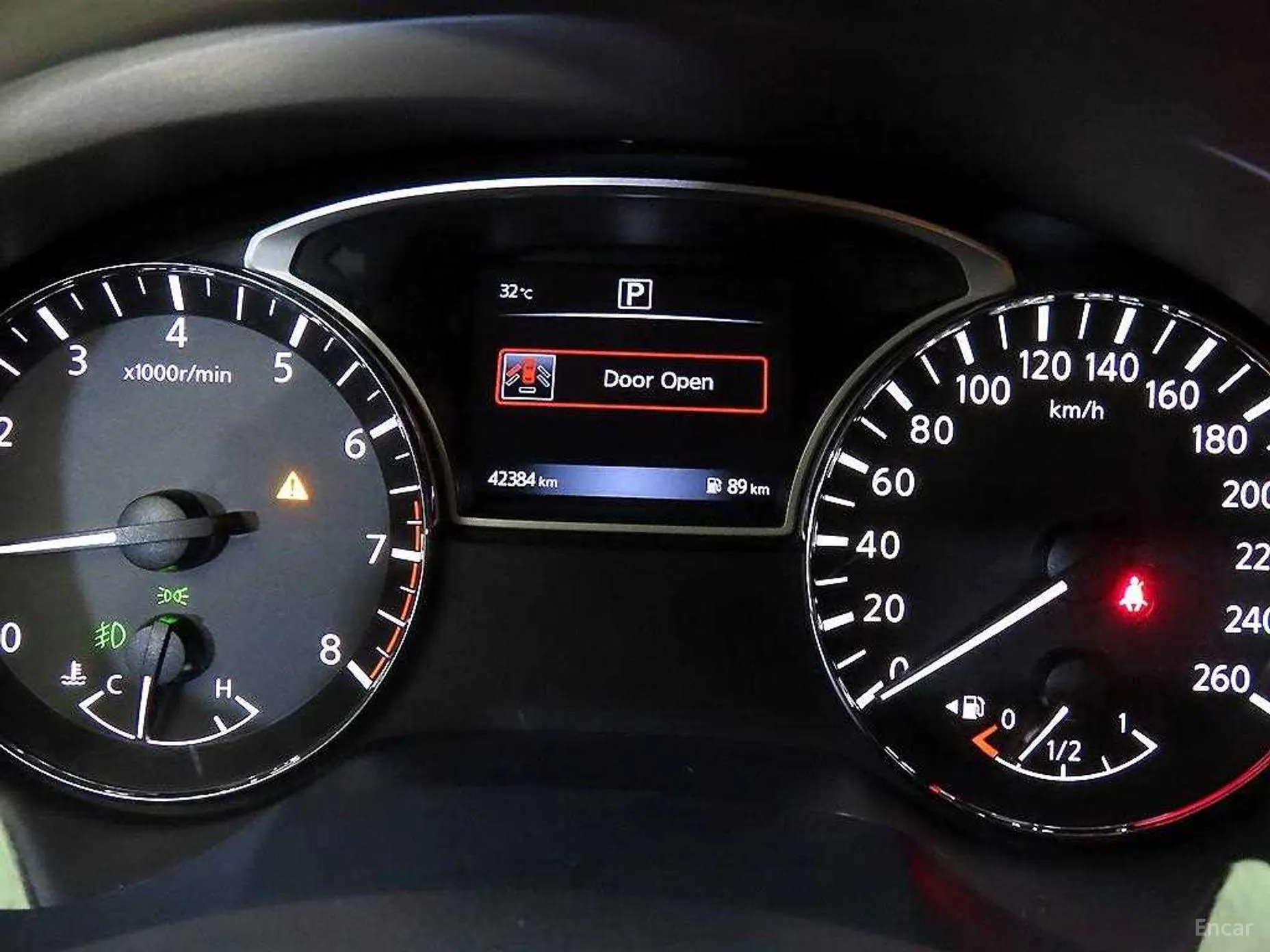 Nissan Altima превью 9