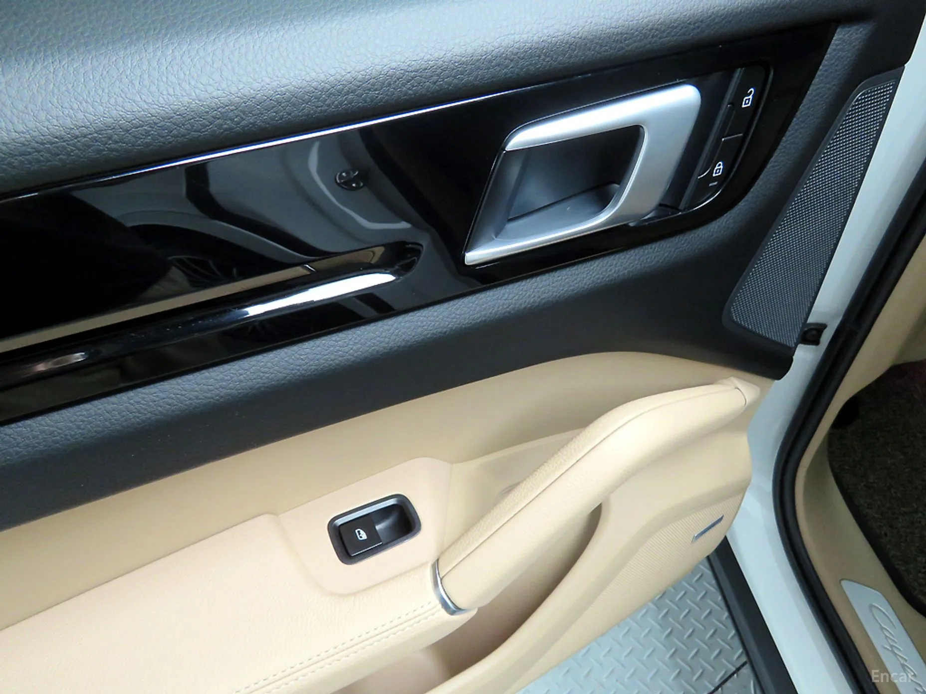 Porsche Cayenne (PO536) превью 14