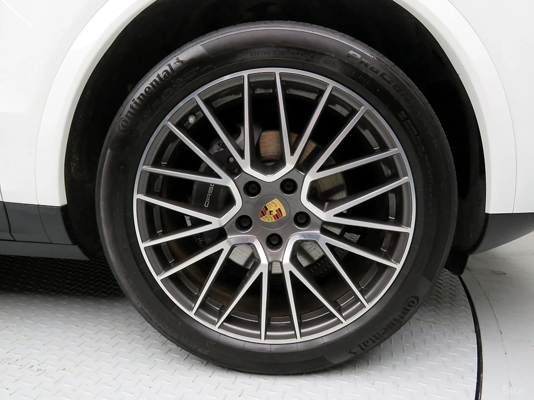 Porsche Cayenne (PO536) превью 19