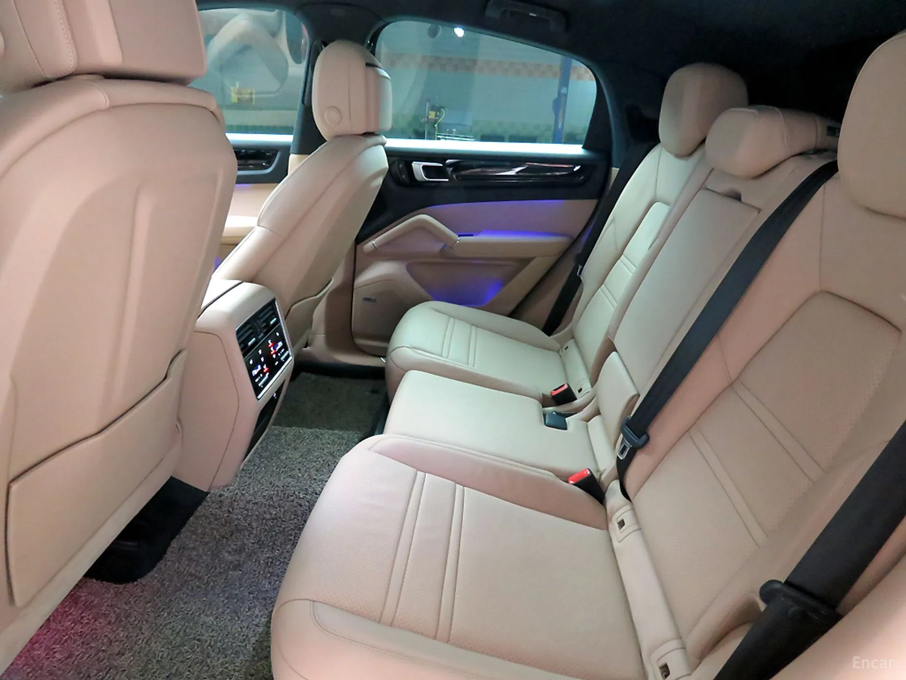 Porsche Cayenne (PO536) превью 6