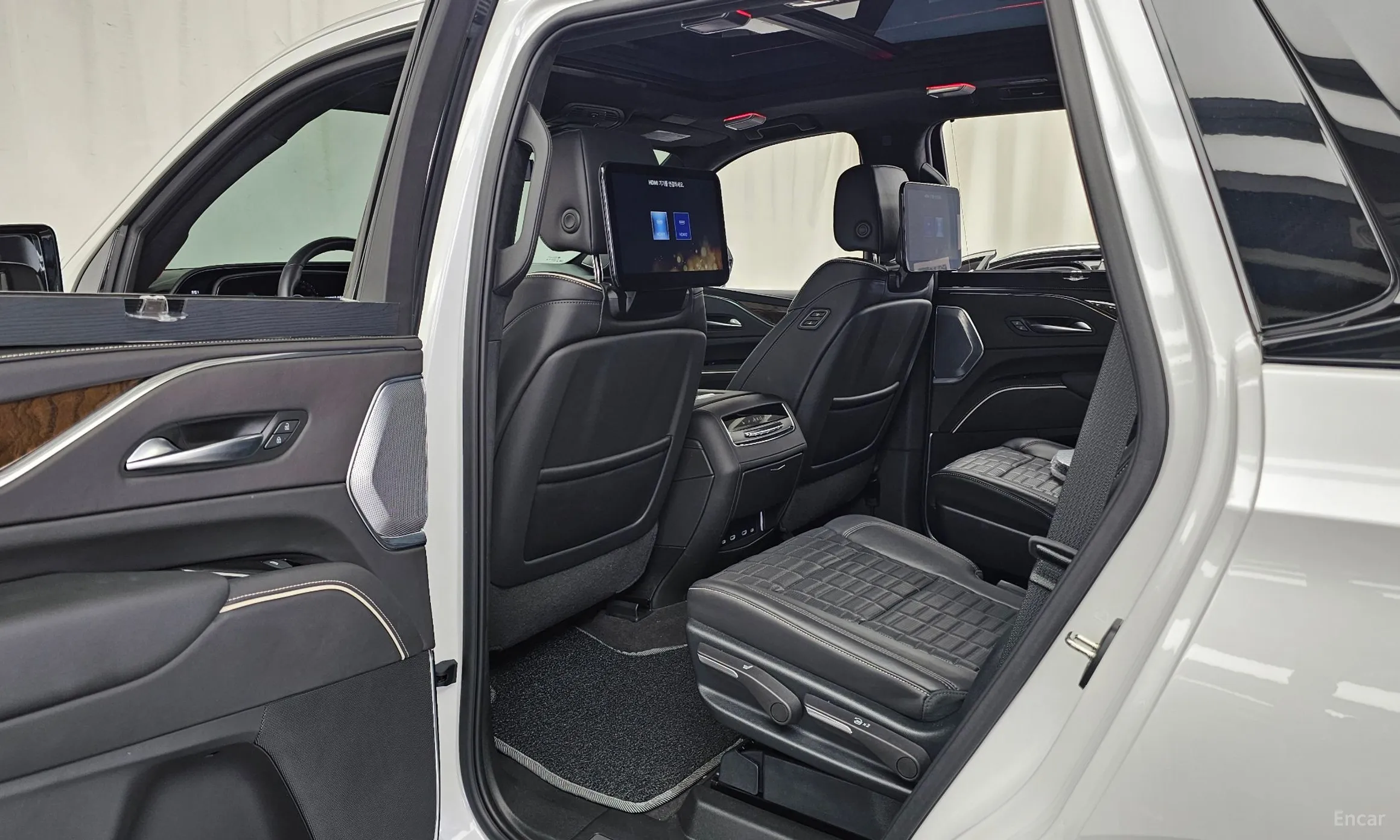 Cadillac Escalade 5th Generation превью 12
