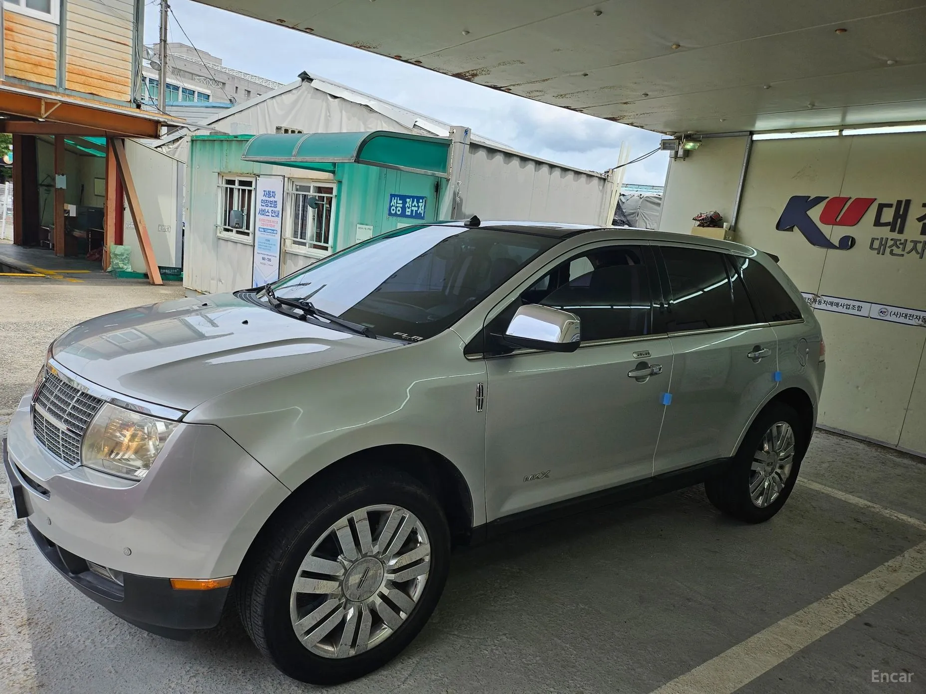 Lincoln MKX превью 3