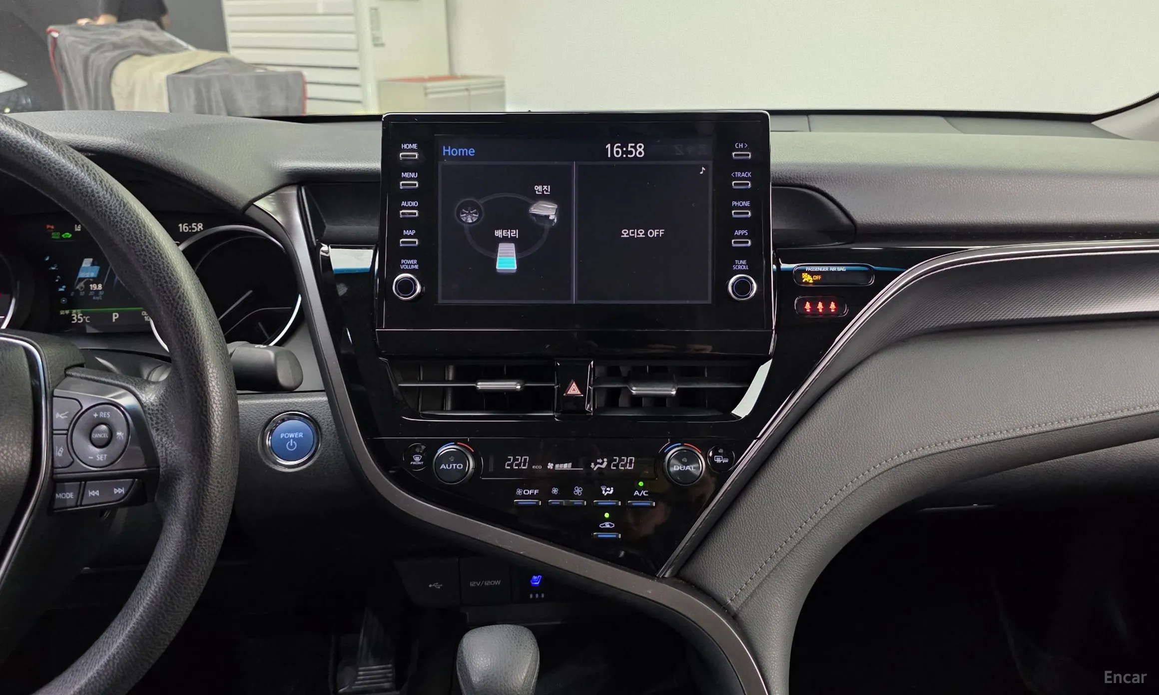 Toyota Camry (XV70) превью 14