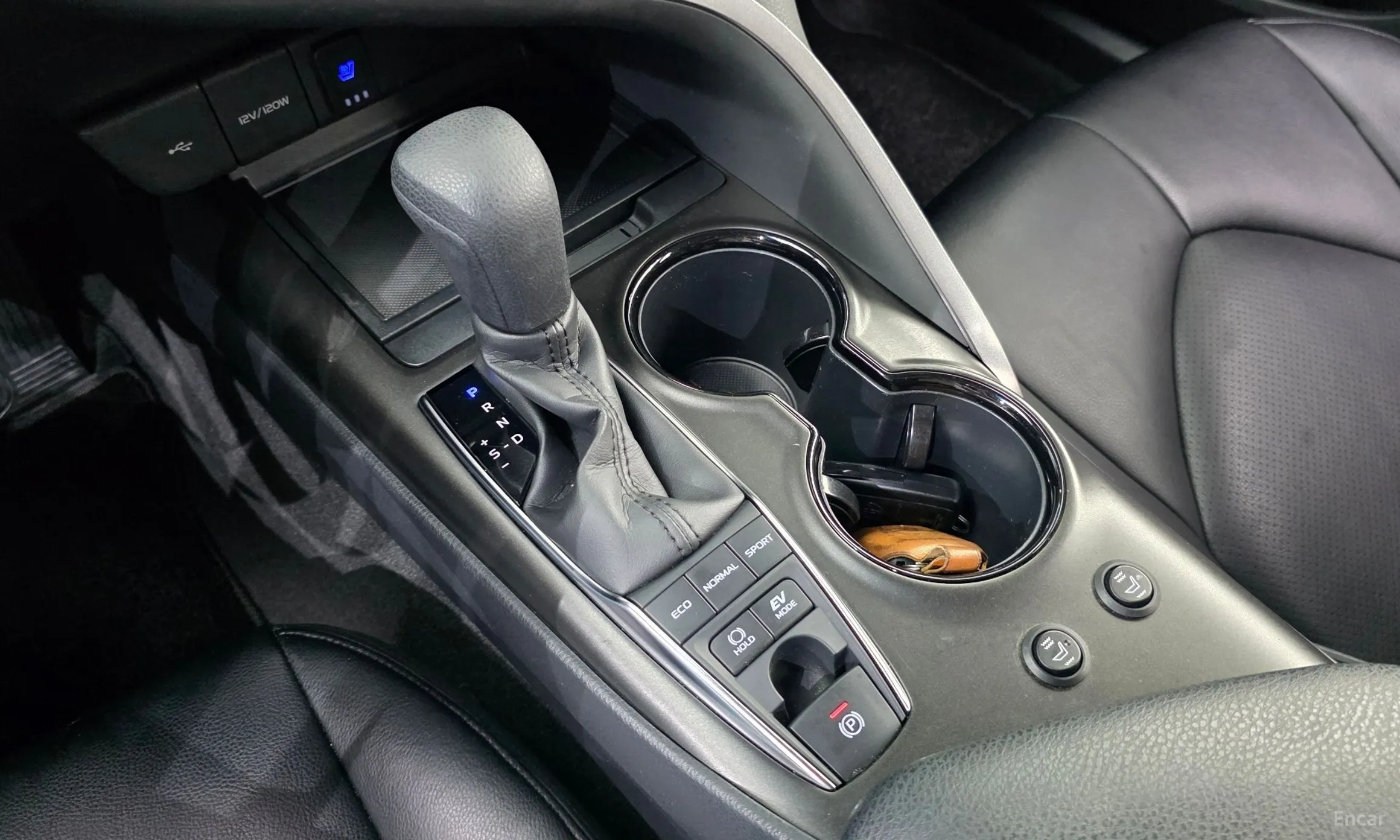 Toyota Camry (XV70) превью 9