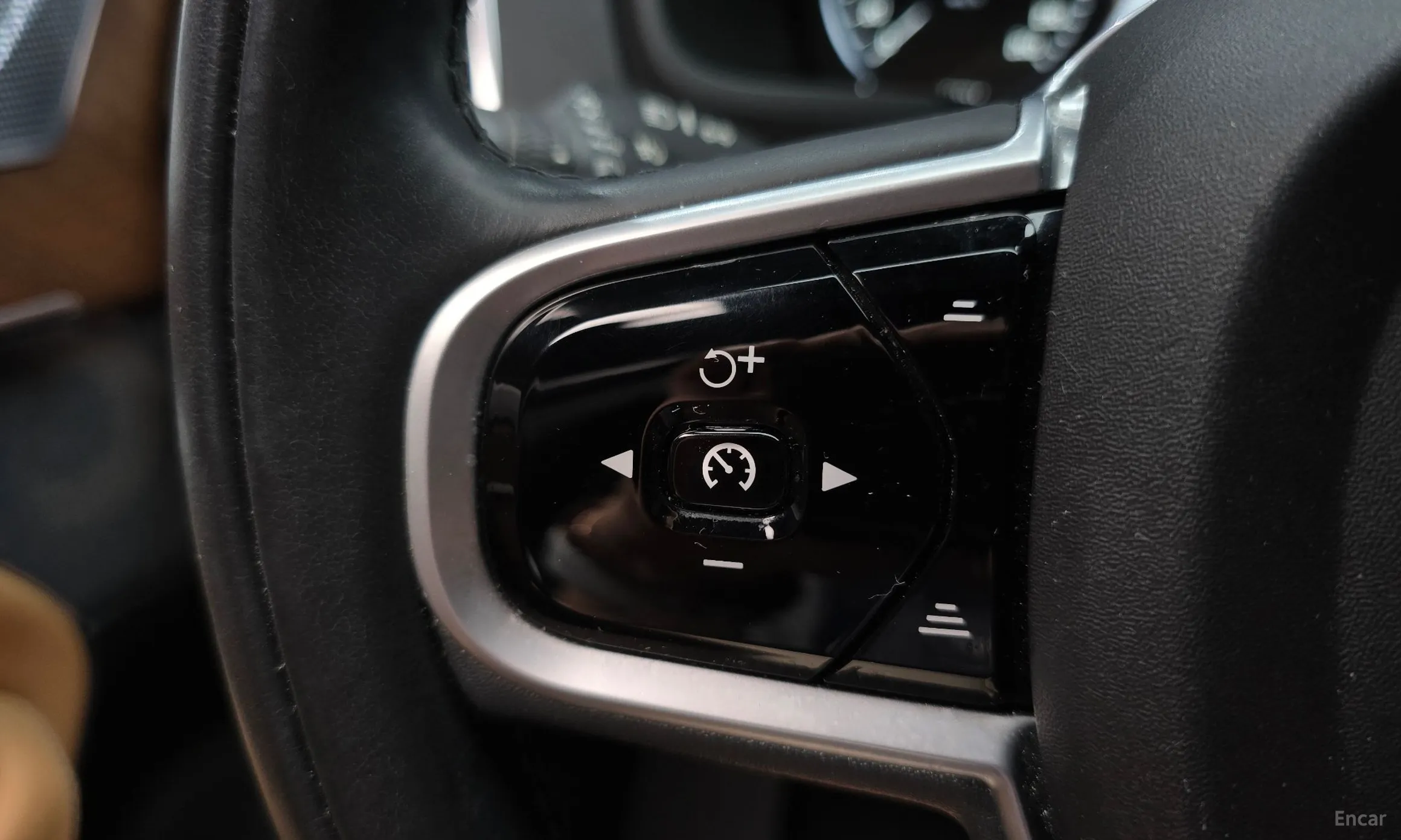 Volvo XC90 Gen 2 превью 17
