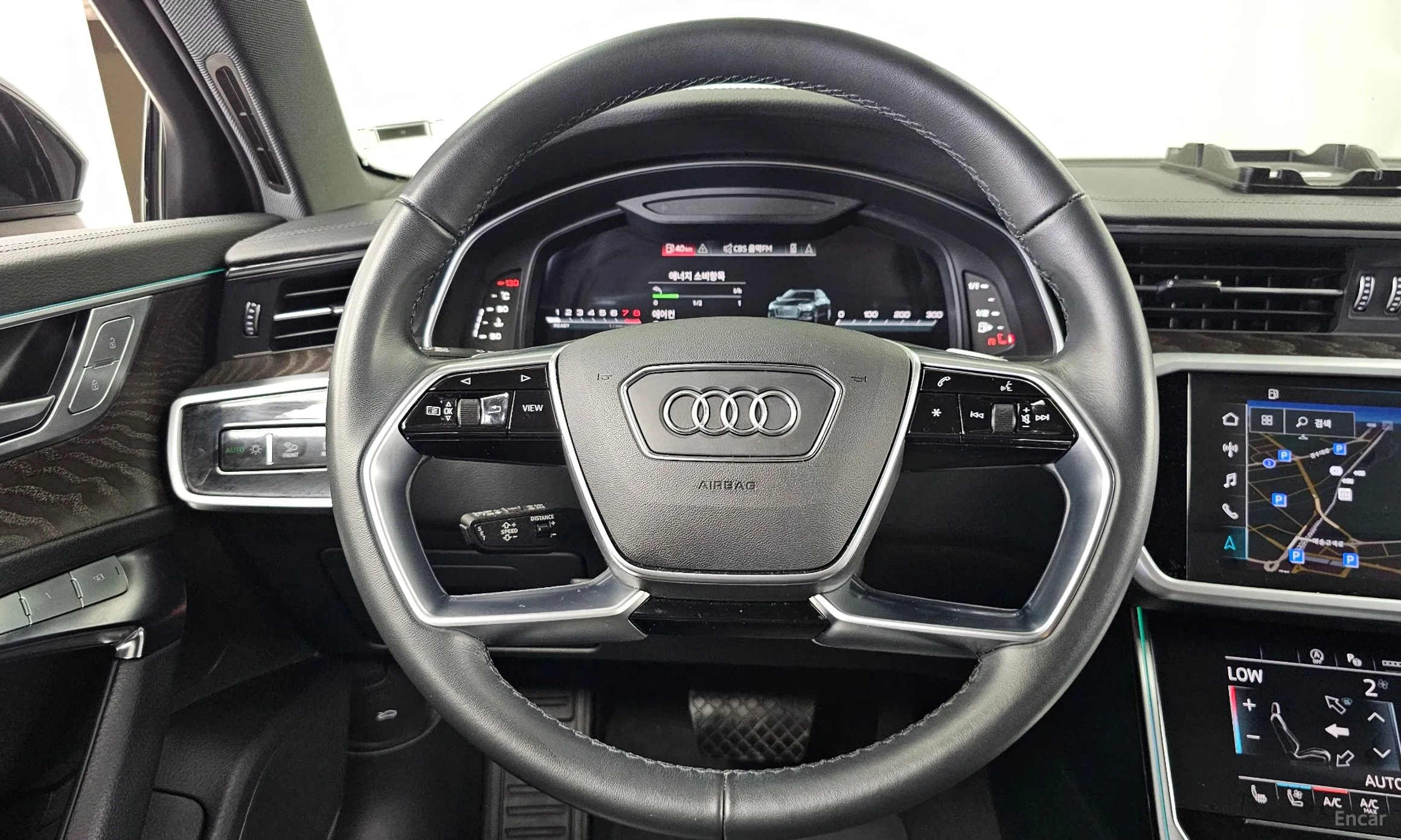 Audi A6 (C8) превью 13