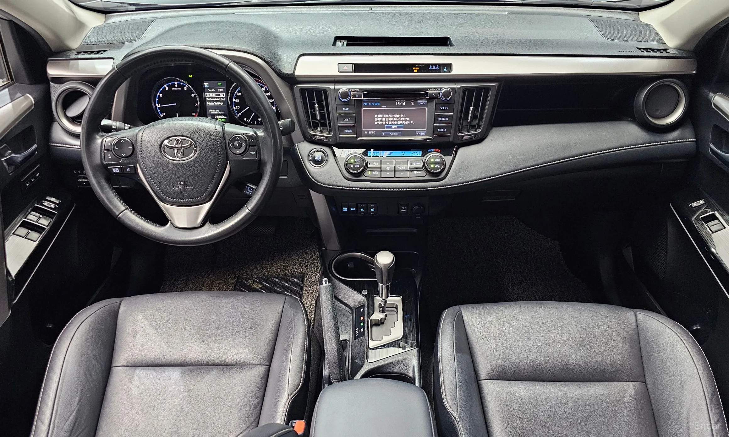 Toyota RAV4 превью 7
