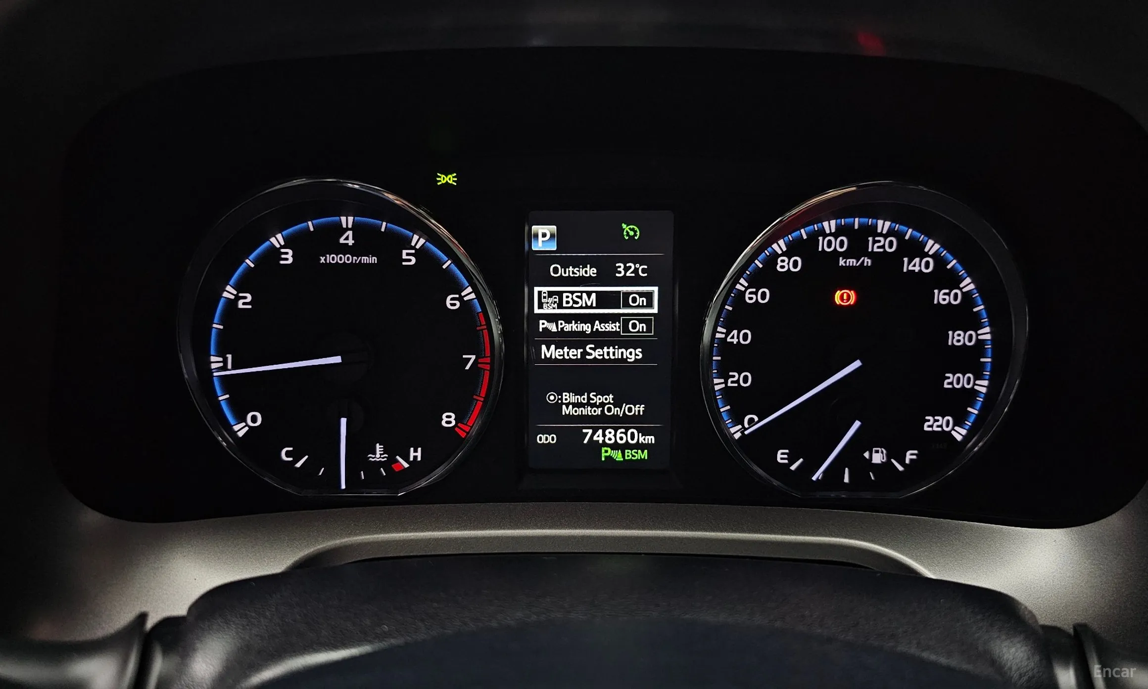 Toyota RAV4 превью 8