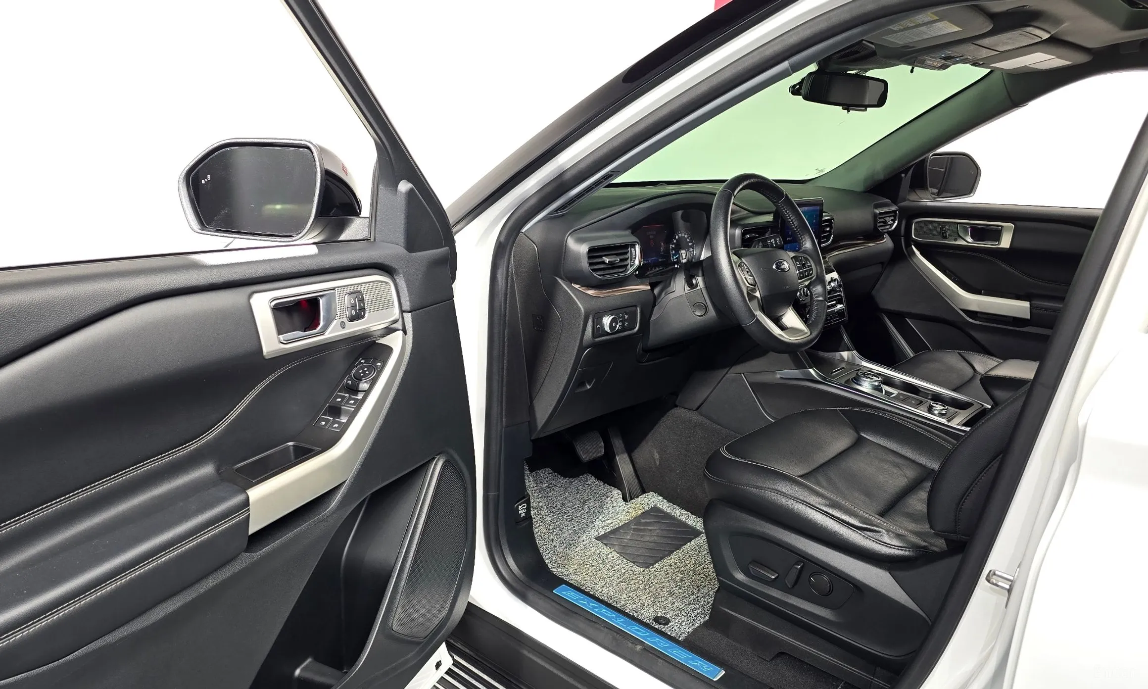 Ford Explorer 6th Generation превью 10