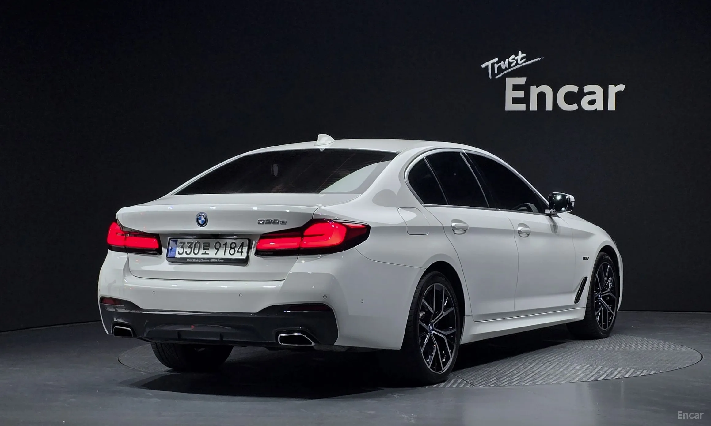 BMW 5 Series (G30)