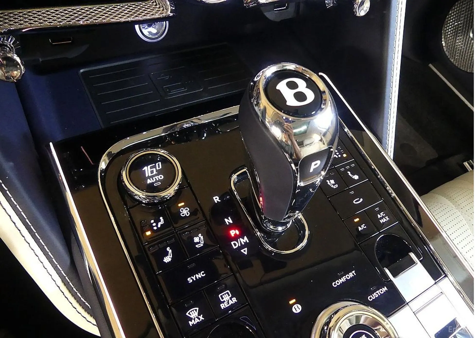 Bentley Flying Spur 3rd Generation превью 9
