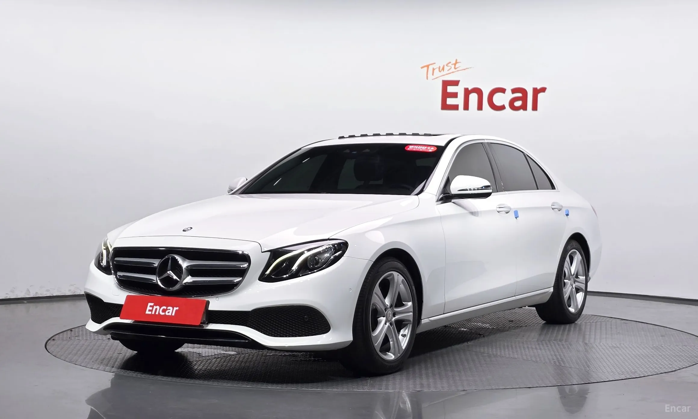 Mercedes Benz E-Class W213