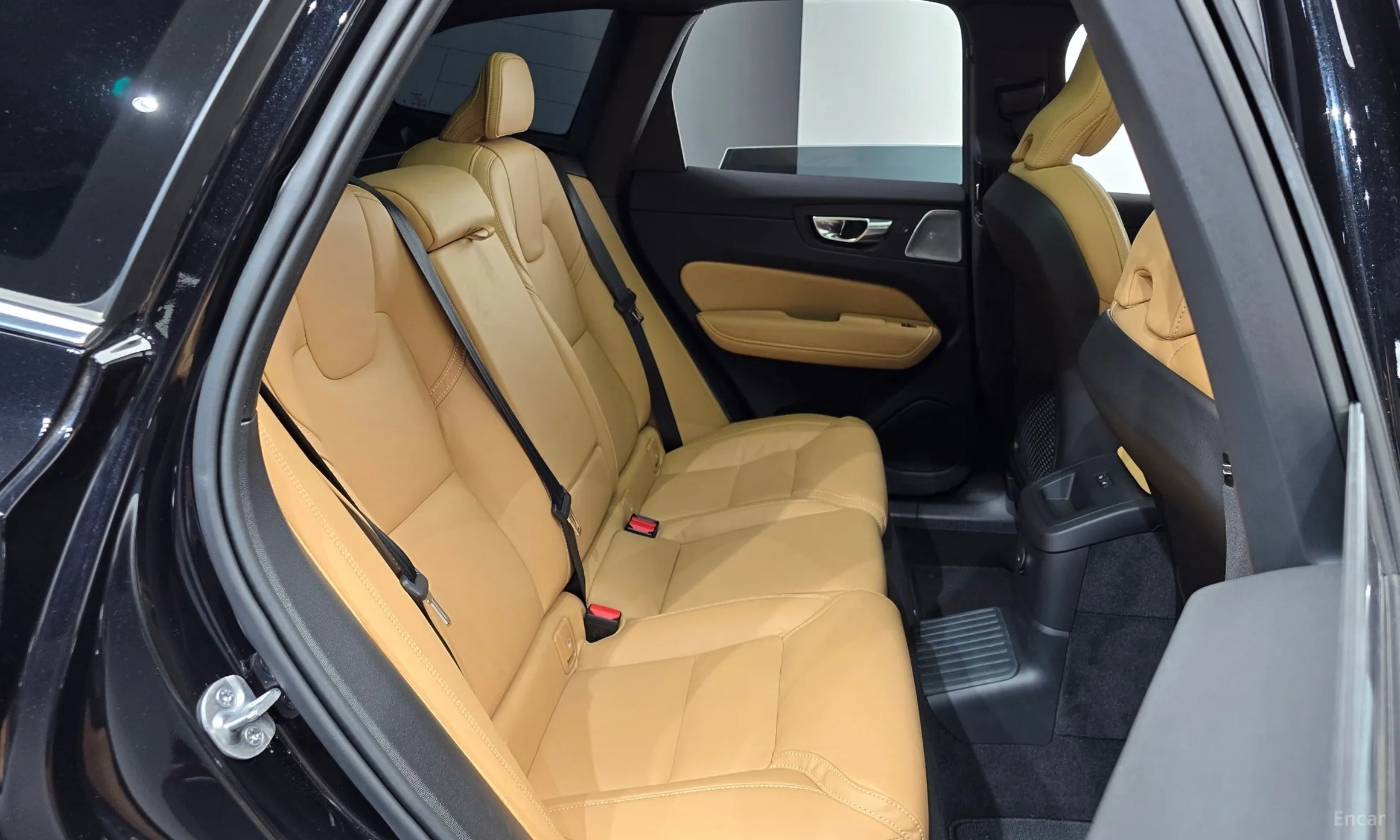 Volvo XC60 Gen 2 превью 11