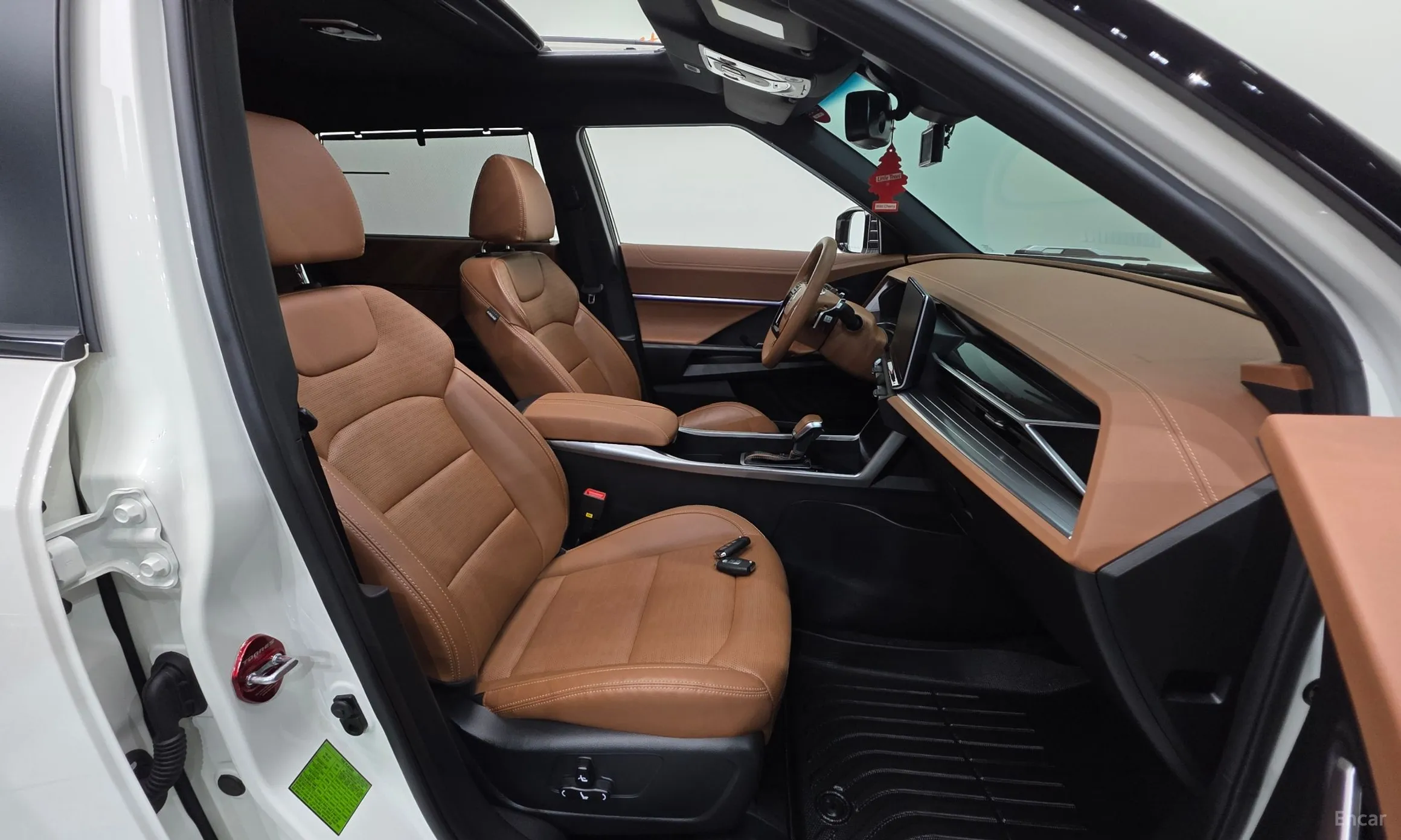 KG Mobility (SsangYong) Torres превью 10