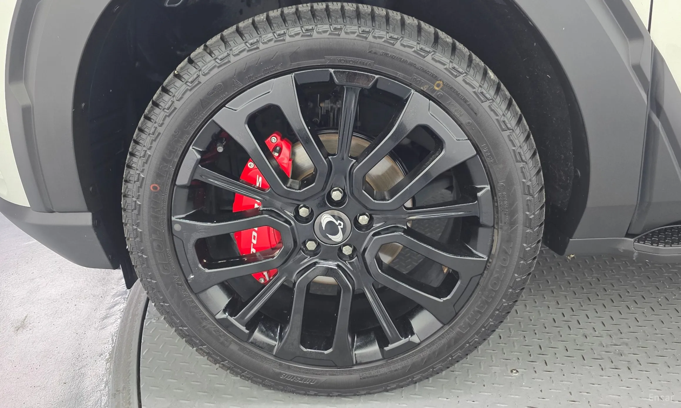 KG Mobility (SsangYong) Torres превью 5
