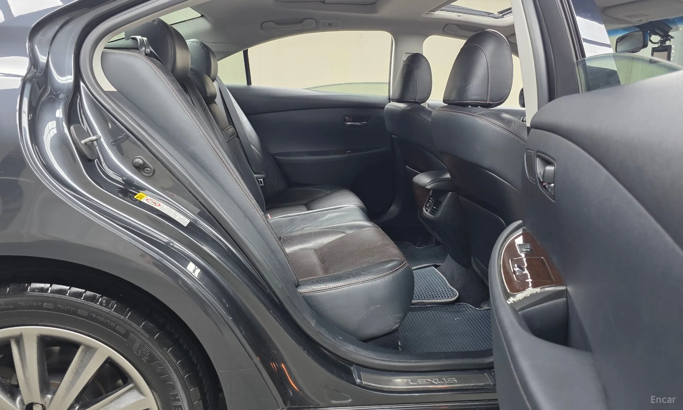 Lexus ES350 превью 12