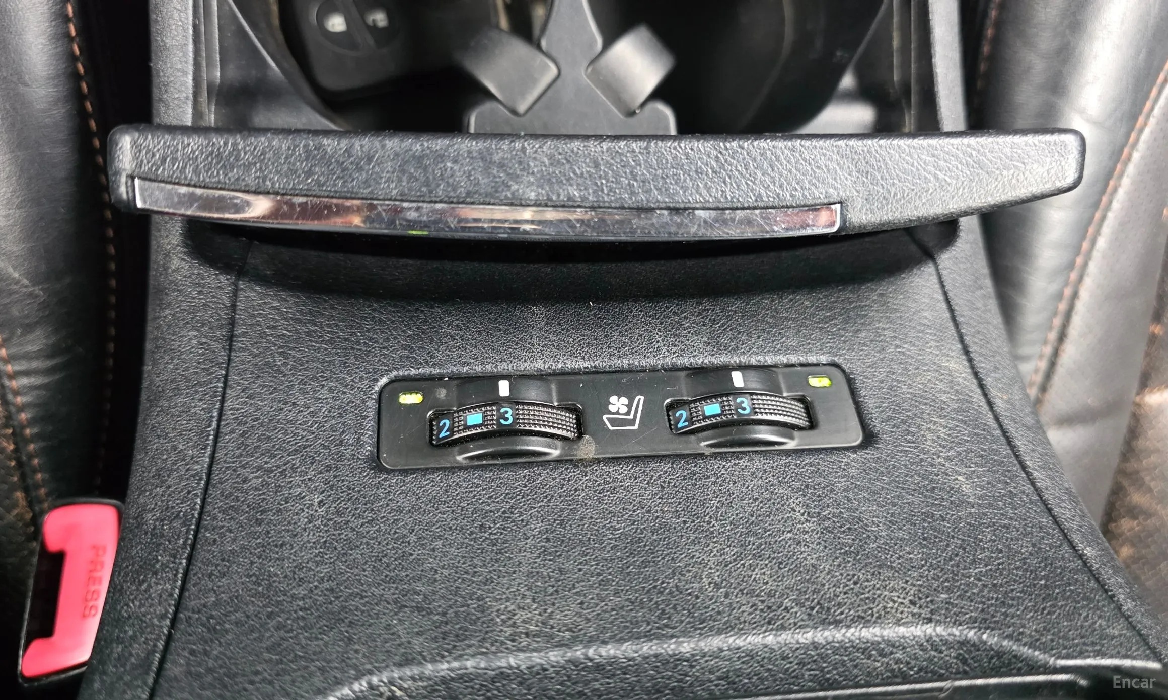 Lexus ES350 превью 18