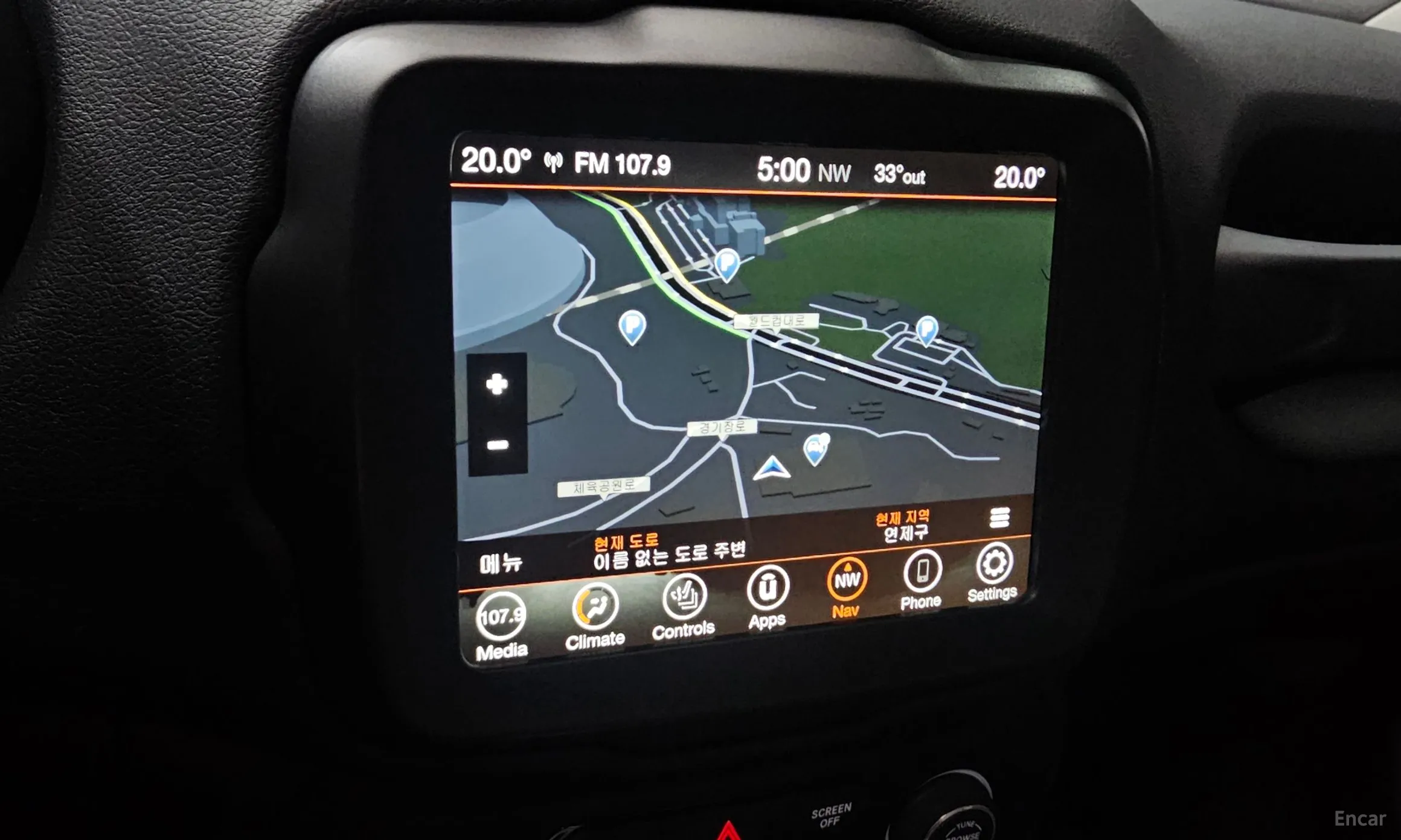 Jeep Renegade превью 14
