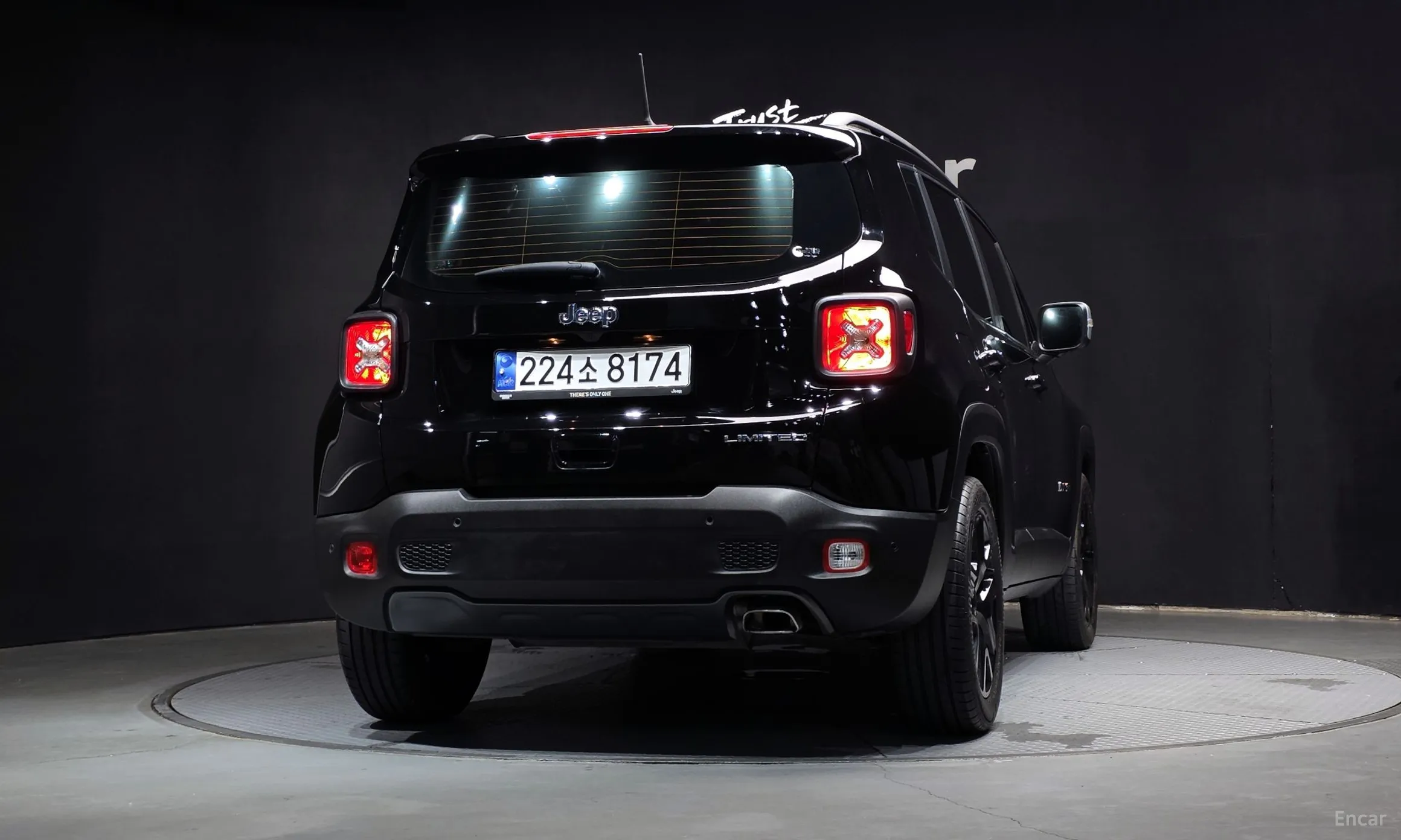 Jeep Renegade превью 4