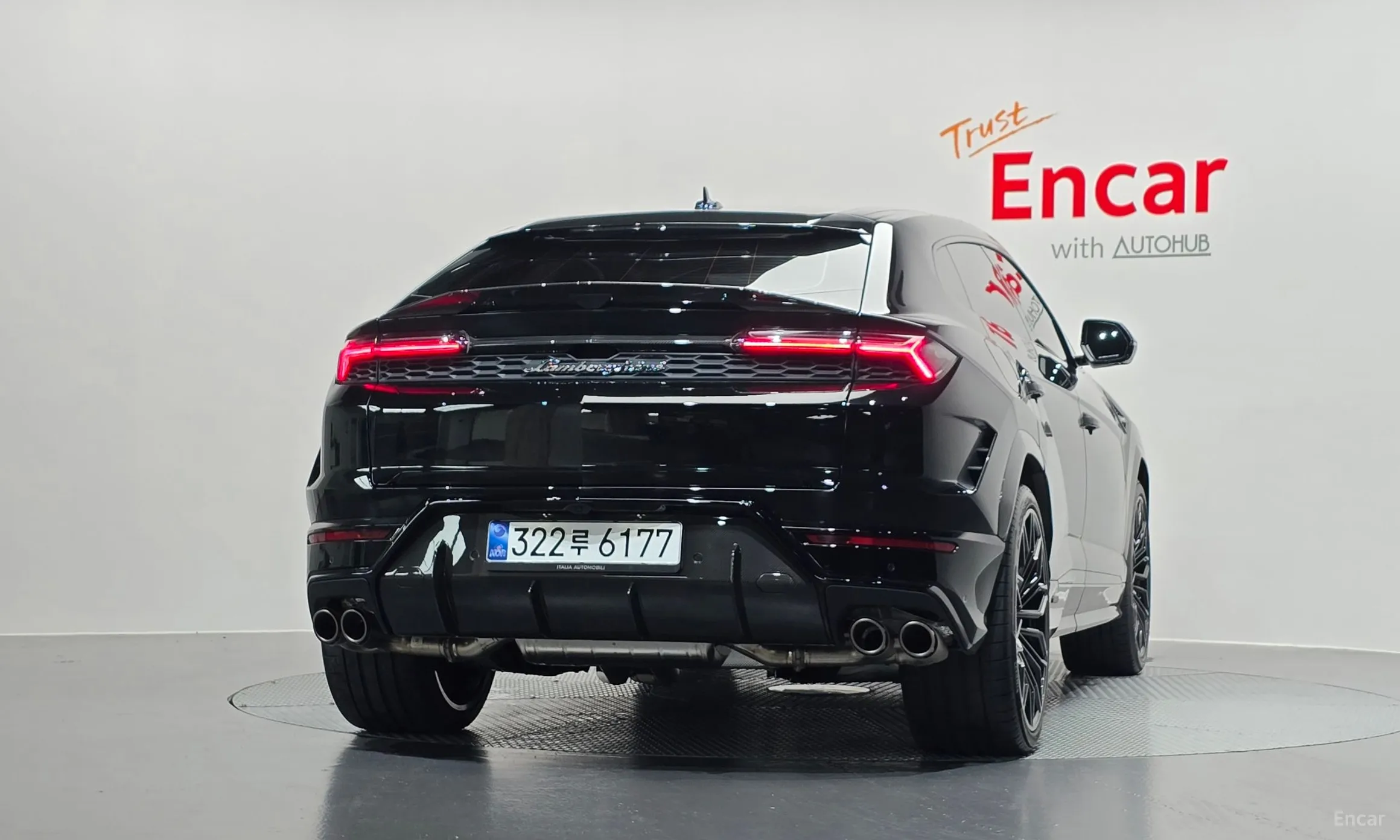 Lamborghini Urus превью 4