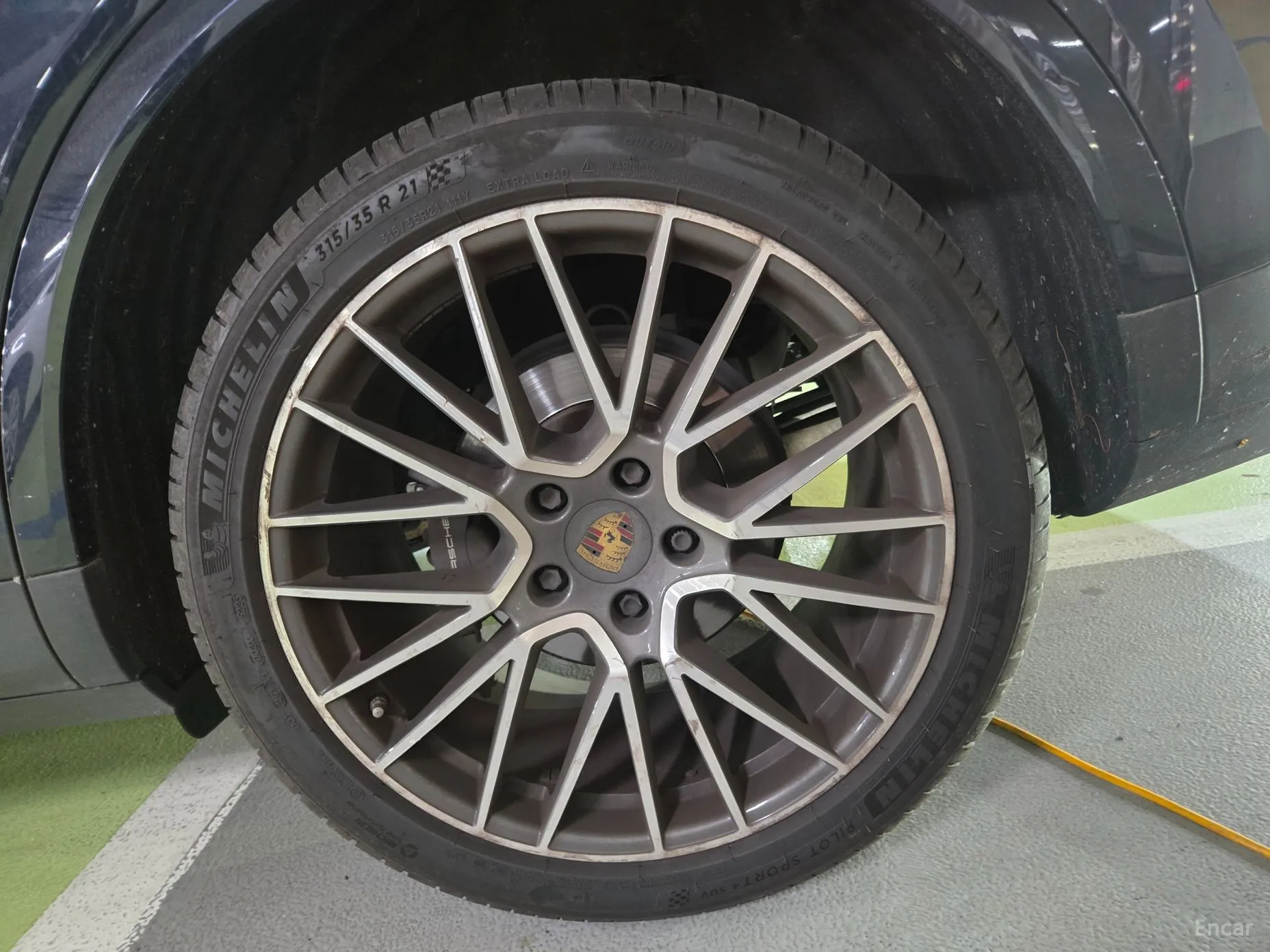 Porsche Cayenne (PO536) превью 19