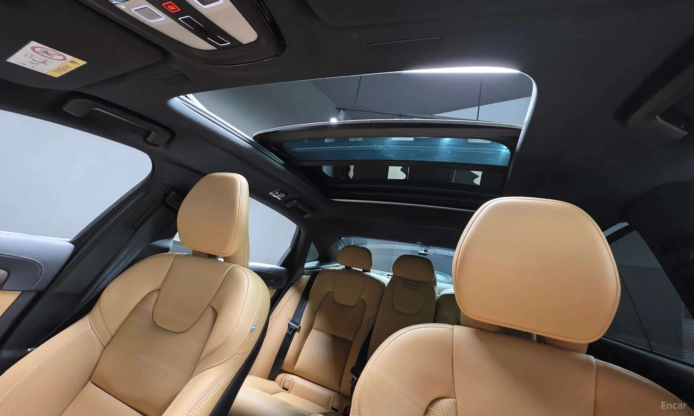 Volvo S90 превью 12