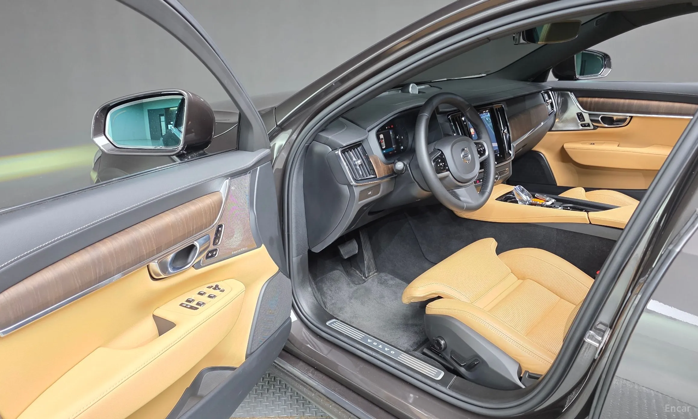 Volvo S90 превью 13