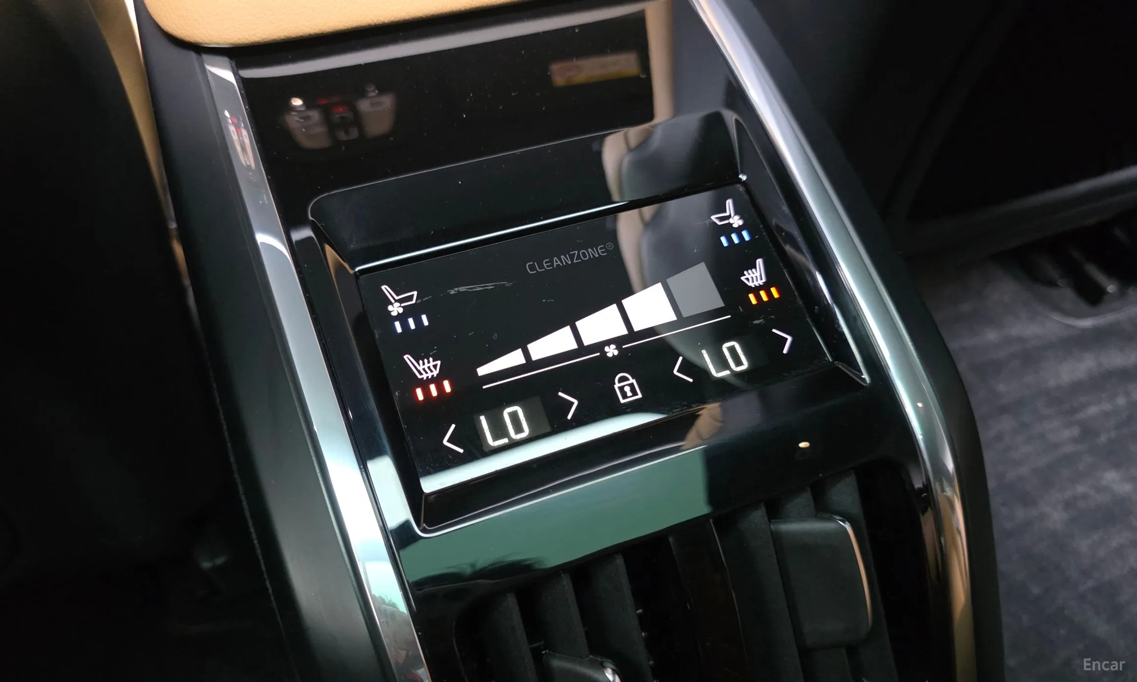 Volvo S90 превью 18