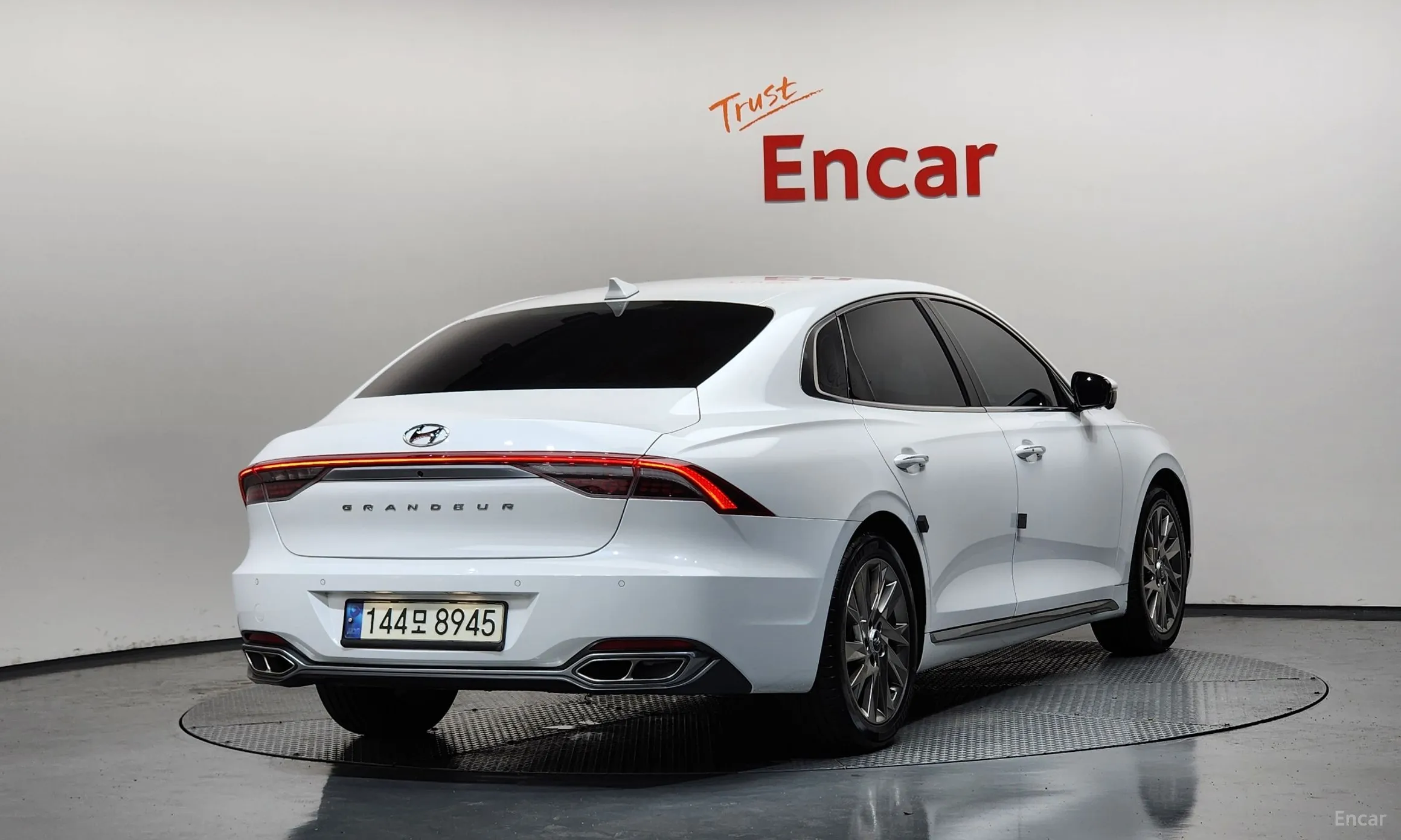 Hyundai Grandeur IG Hybrid