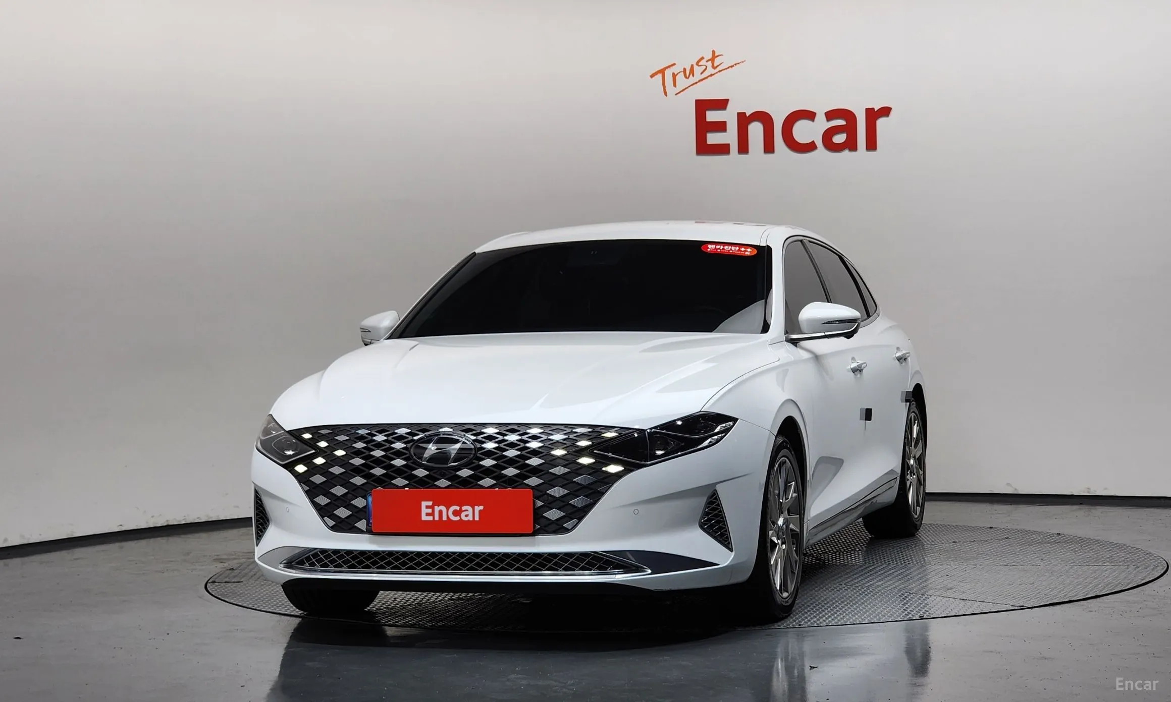 Hyundai Grandeur IG Hybrid превью 3